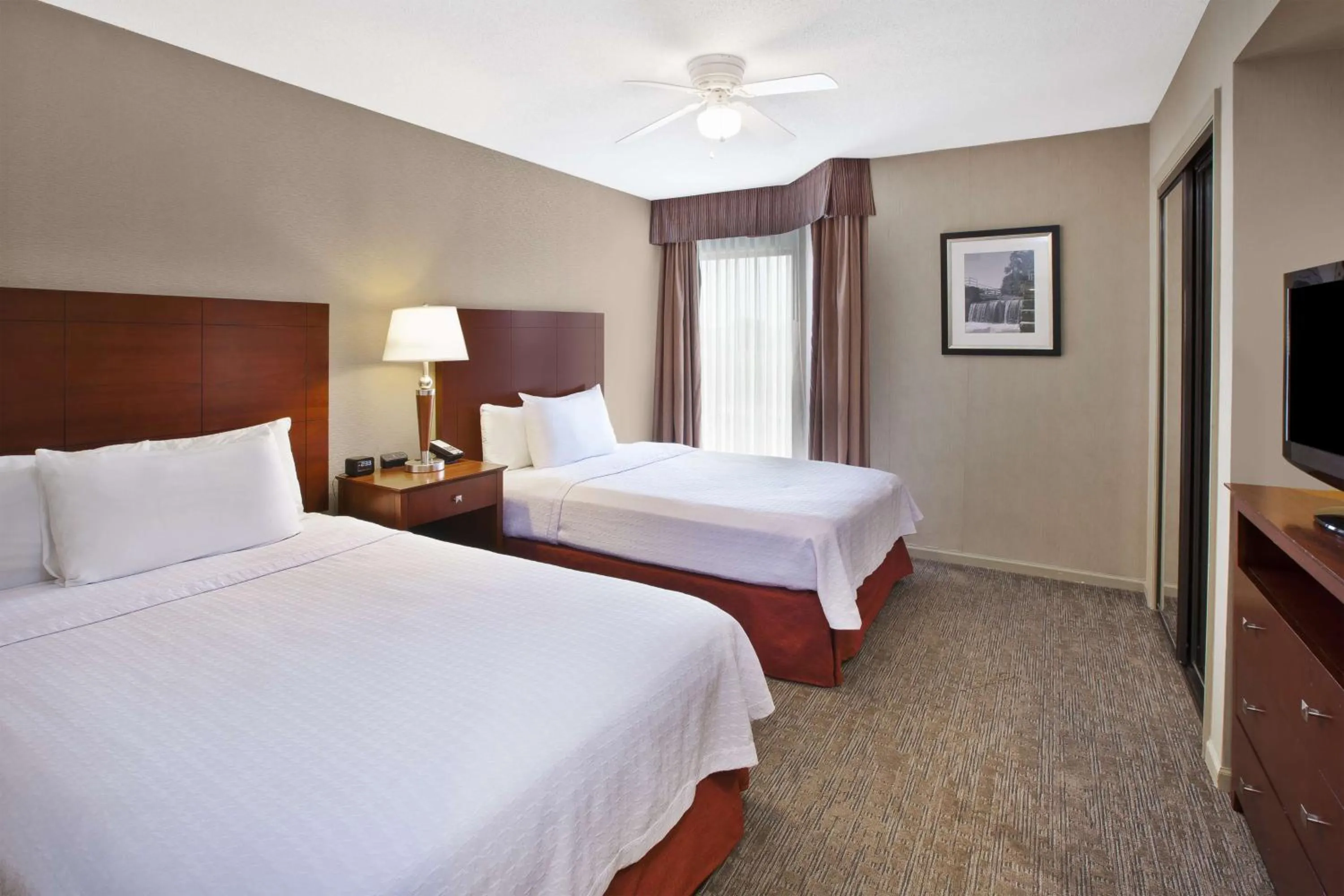 Bedroom in Homewood Suites Dayton-Fairborn
