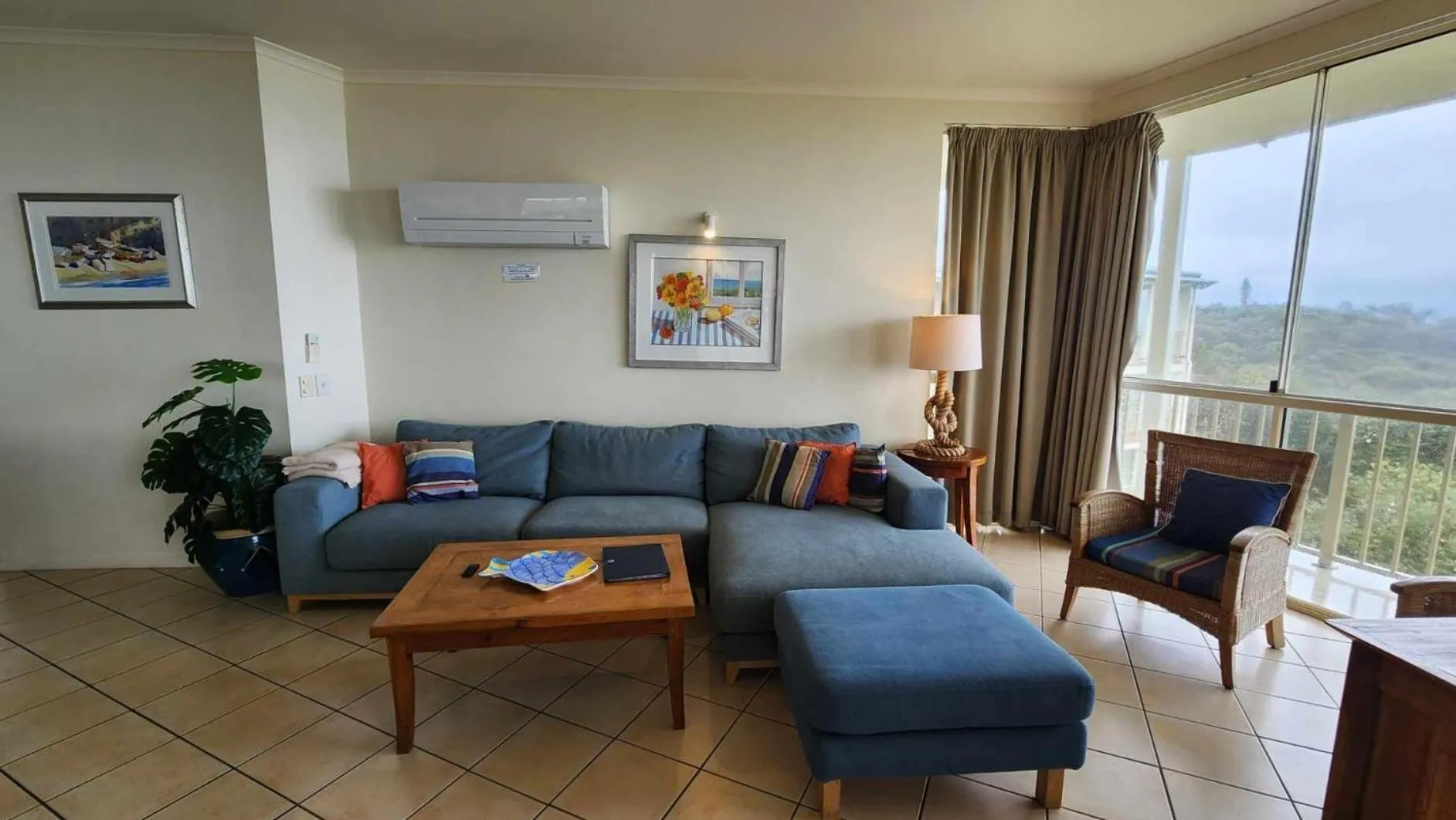 Whalewatch Ocean Beach Resort