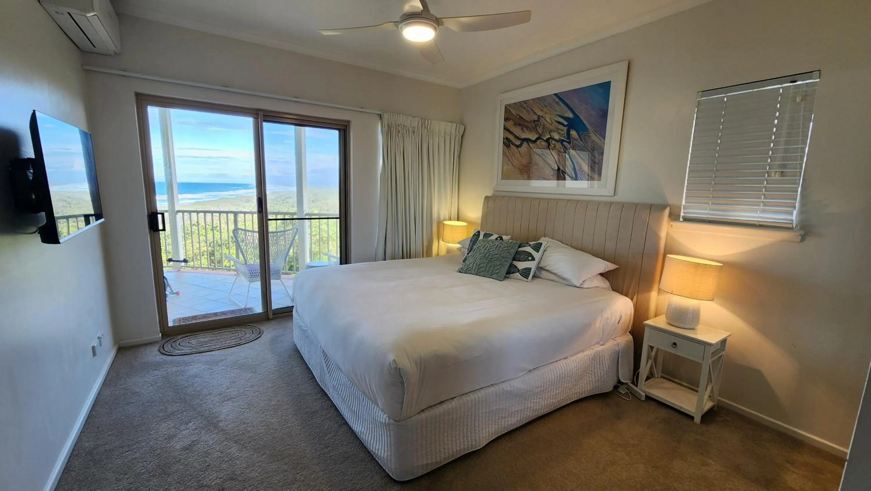Photo of the whole room, Bed in Whalewatch Ocean Beach Resort