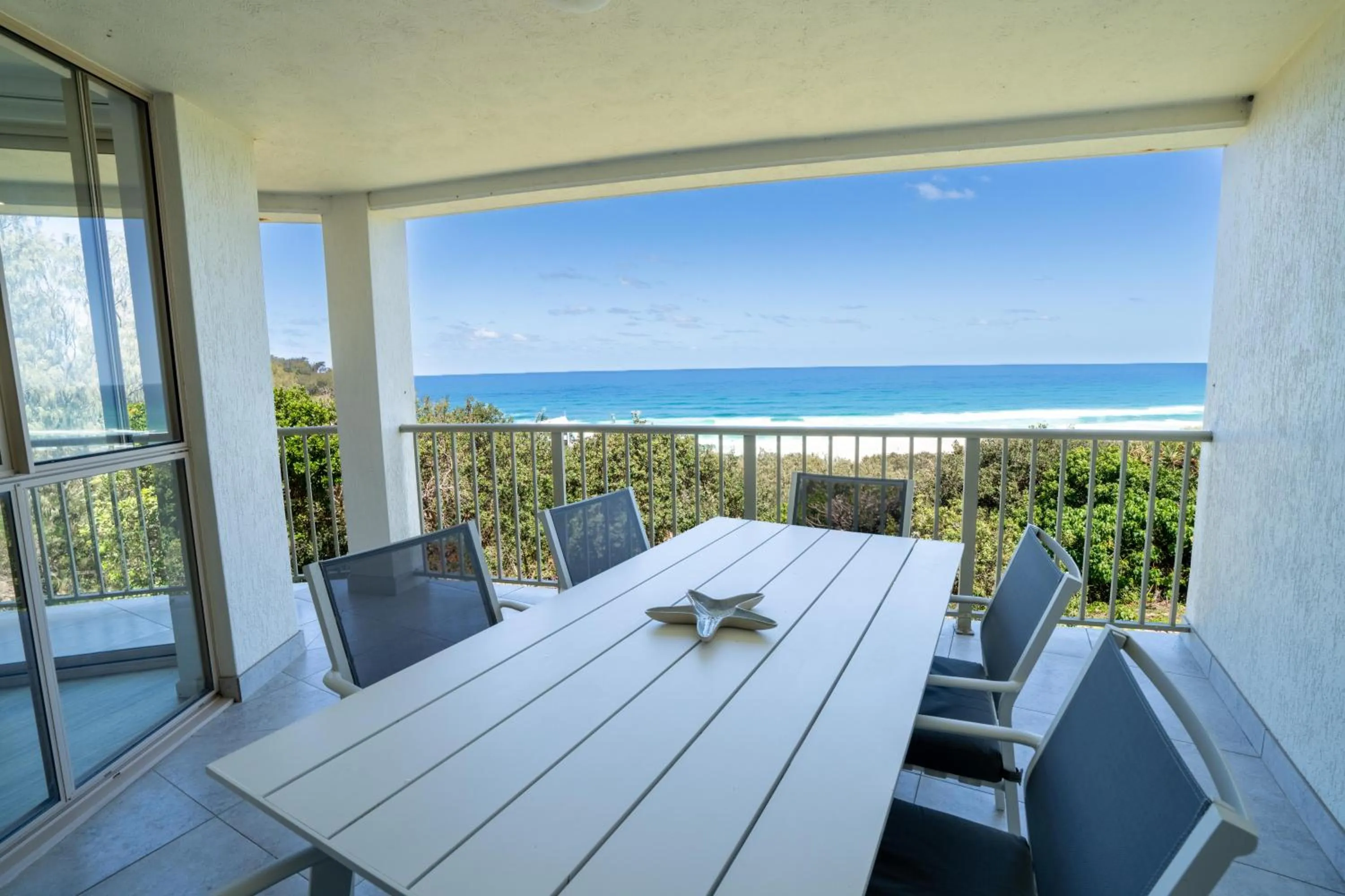 Whalewatch Ocean Beach Resort