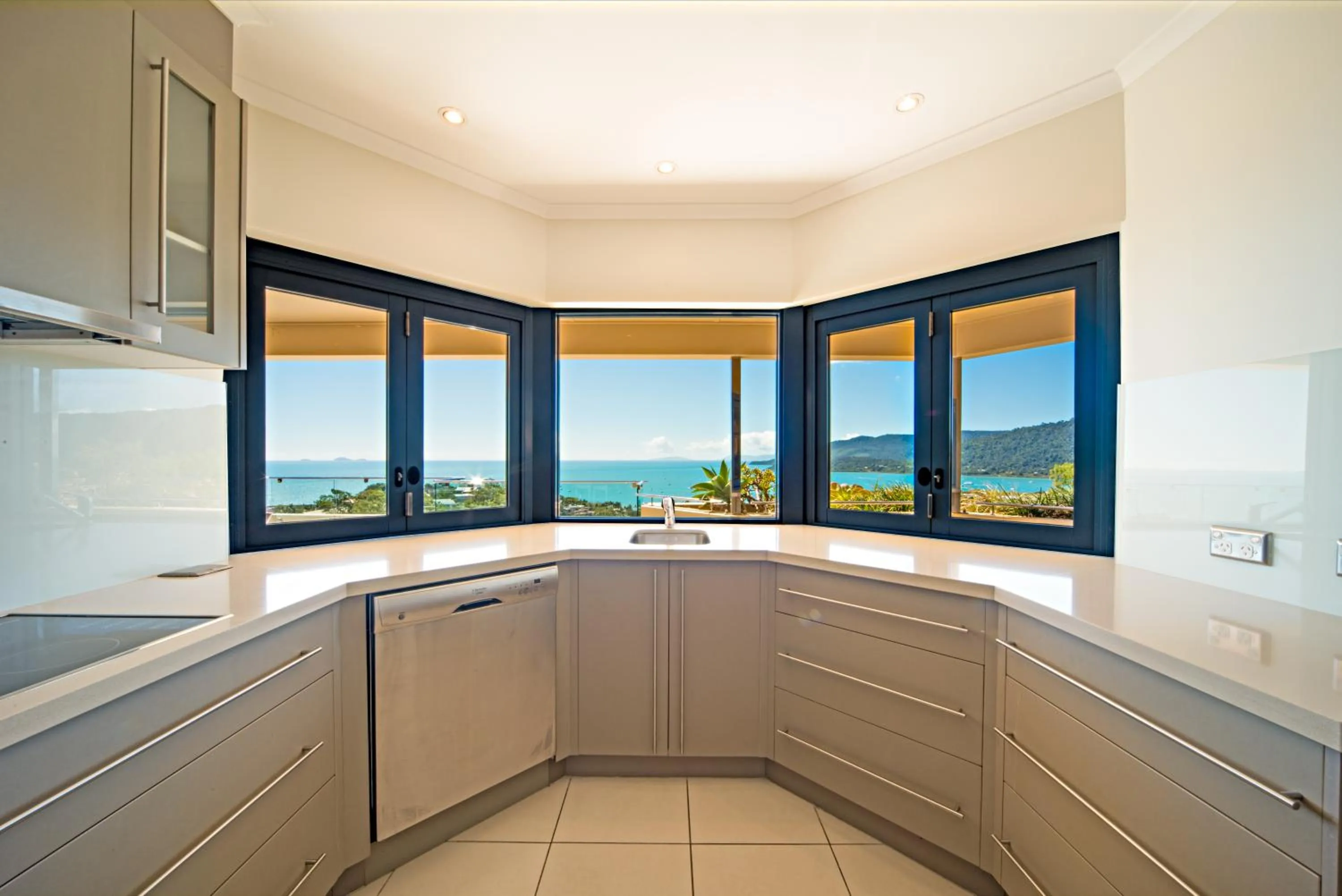 Sea view in Sea Star Apartments