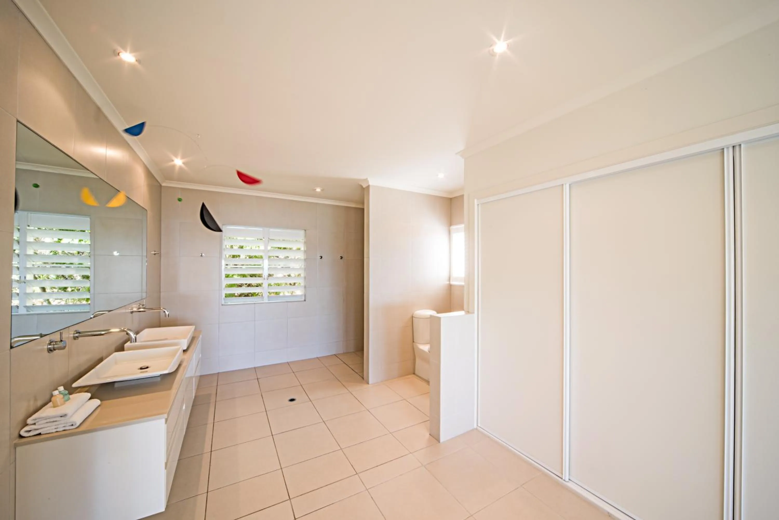 Bathroom in Sea Star Apartments