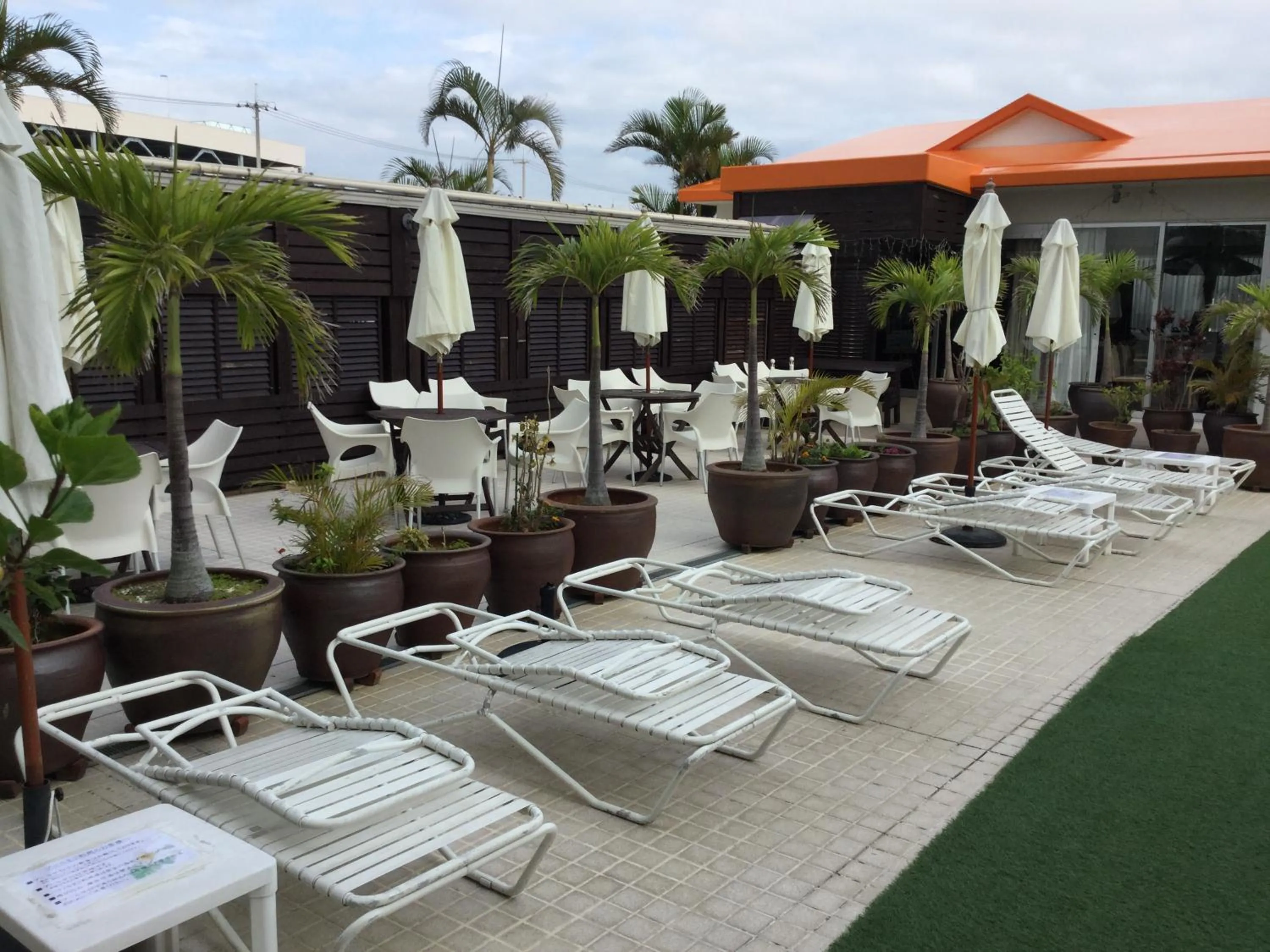 Patio in Hotel Gran View Garden Okinawa