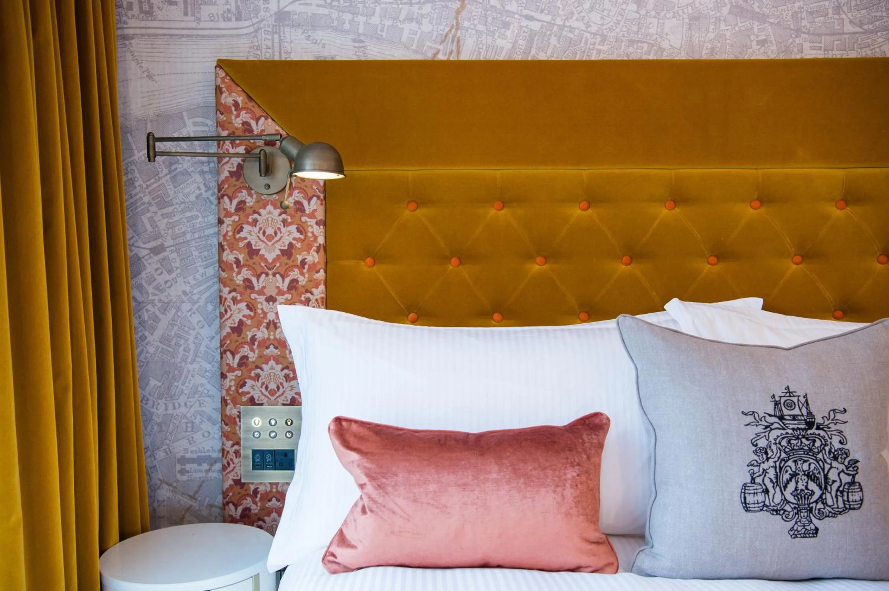 Bed in Vintry & Mercer Hotel - Small Luxury Hotels of the World