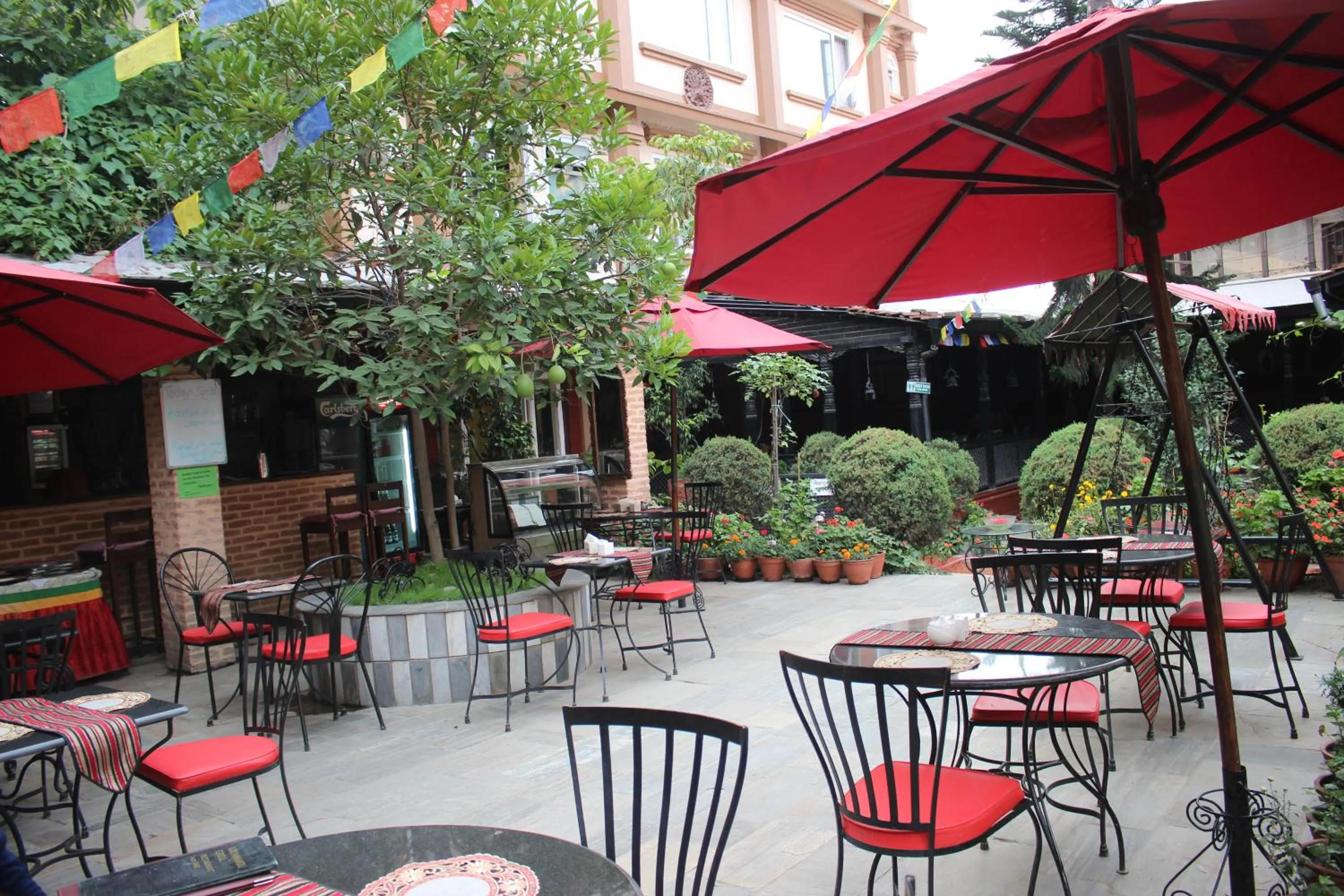 Restaurant/places to eat in Hotel Encounter Nepal & Spa