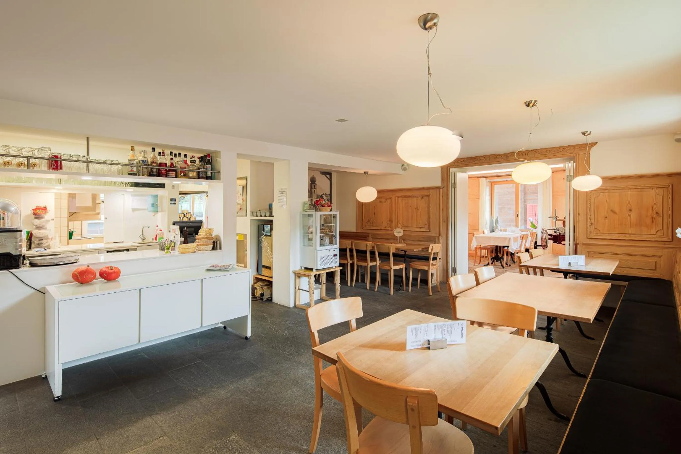 Restaurant/places to eat in Hotel Vallatscha