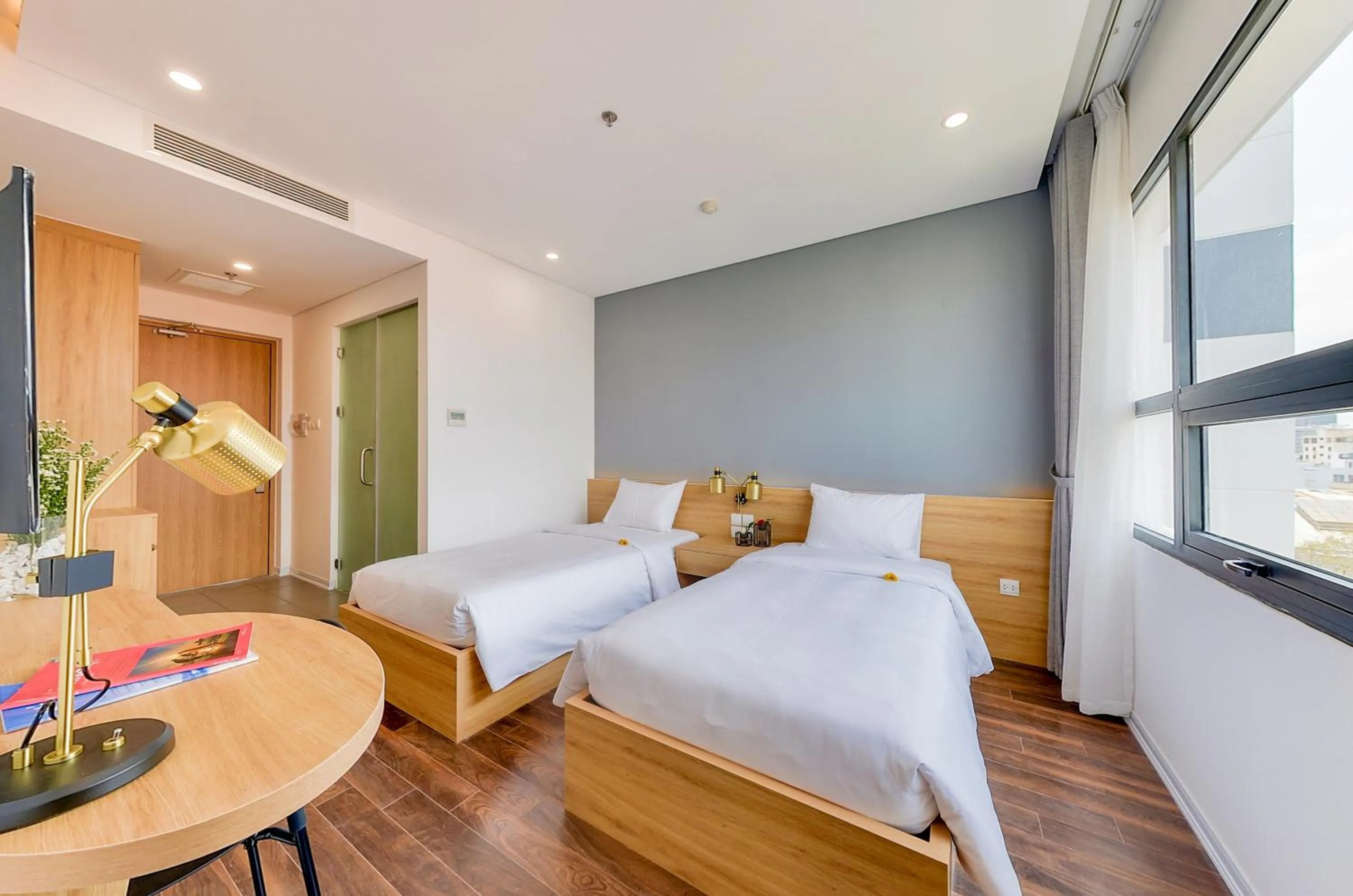 Bed in Magnolia Hotel