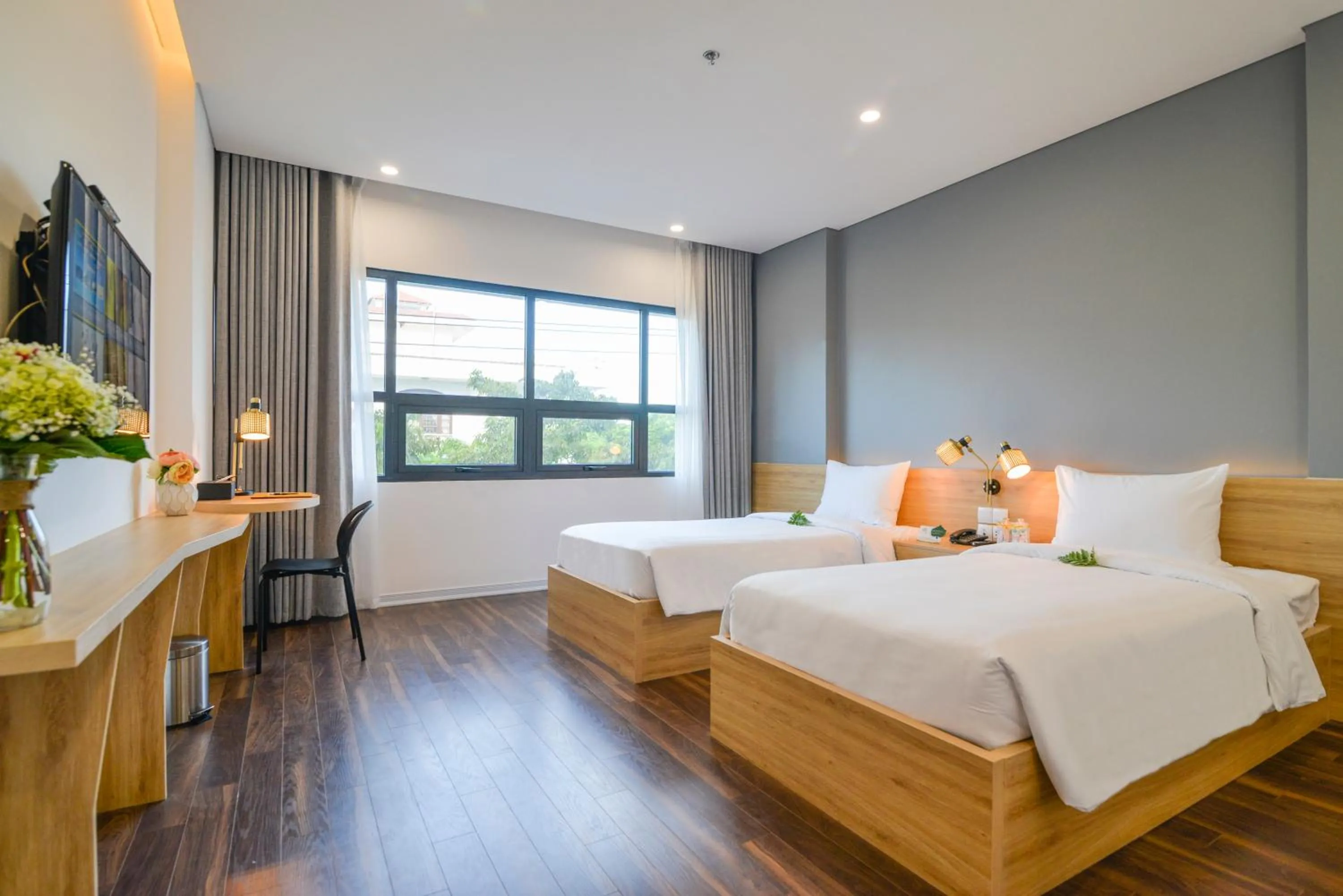 Bed in Magnolia Hotel