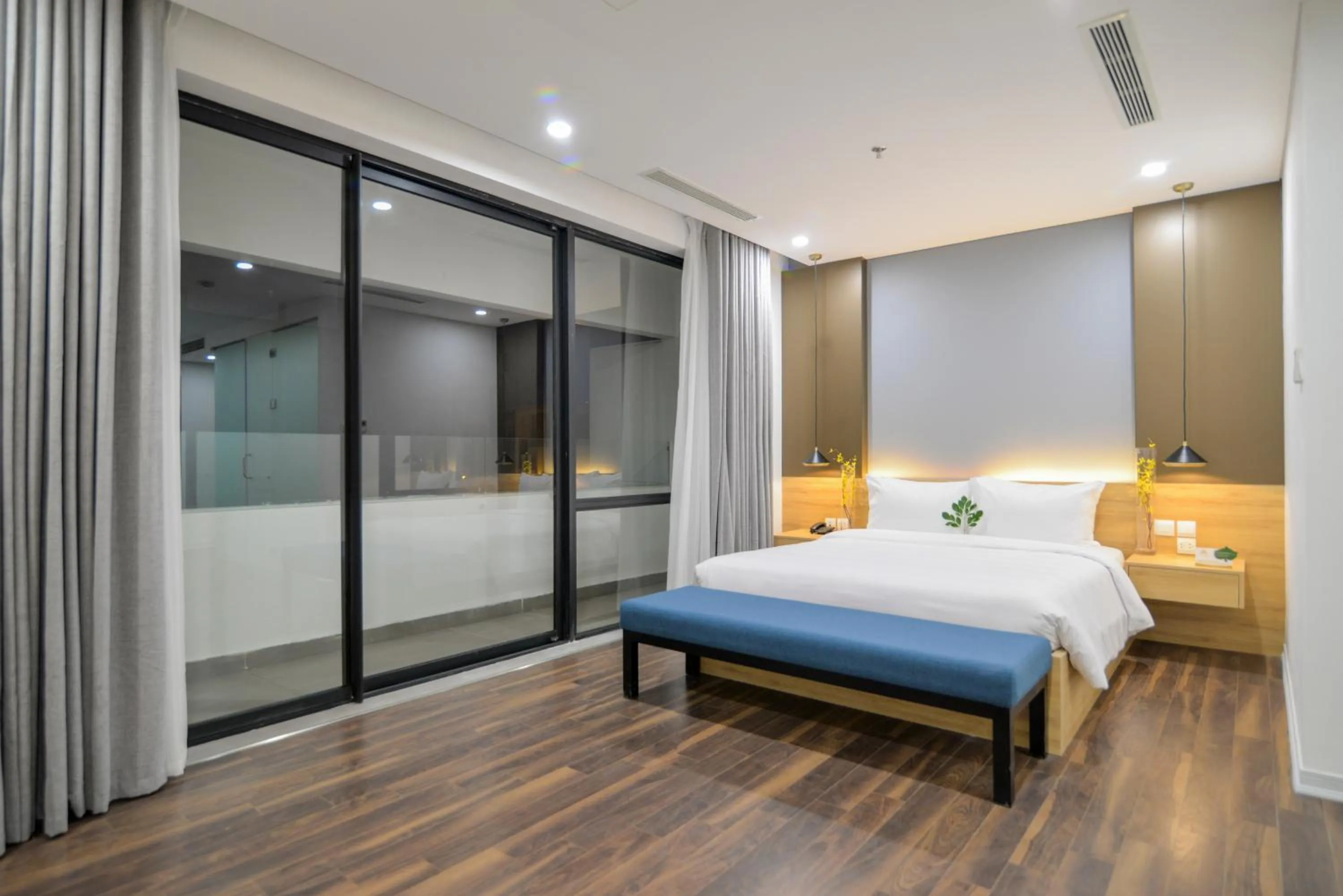 Bed in Magnolia Hotel