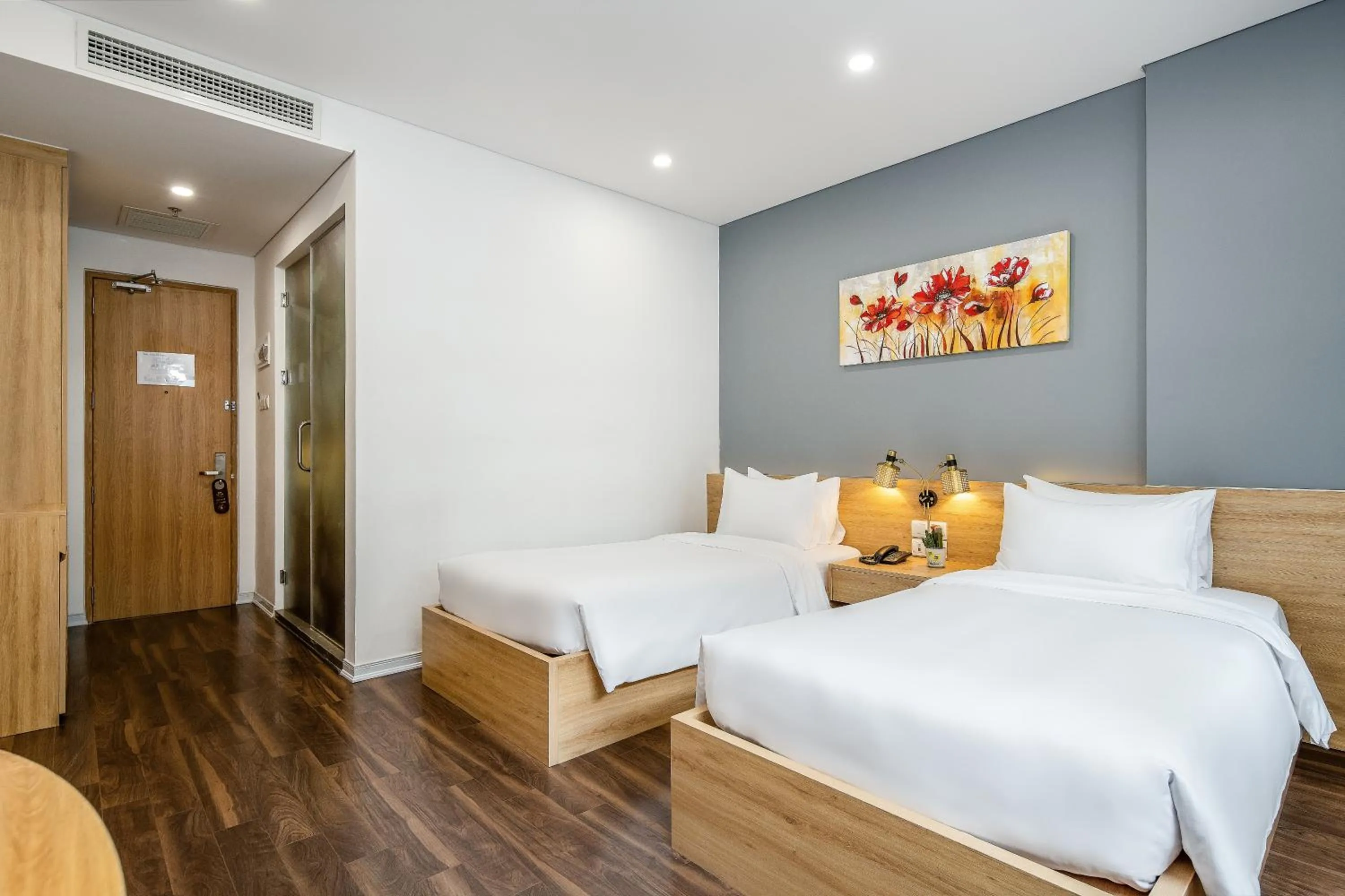 Bed in Magnolia Hotel