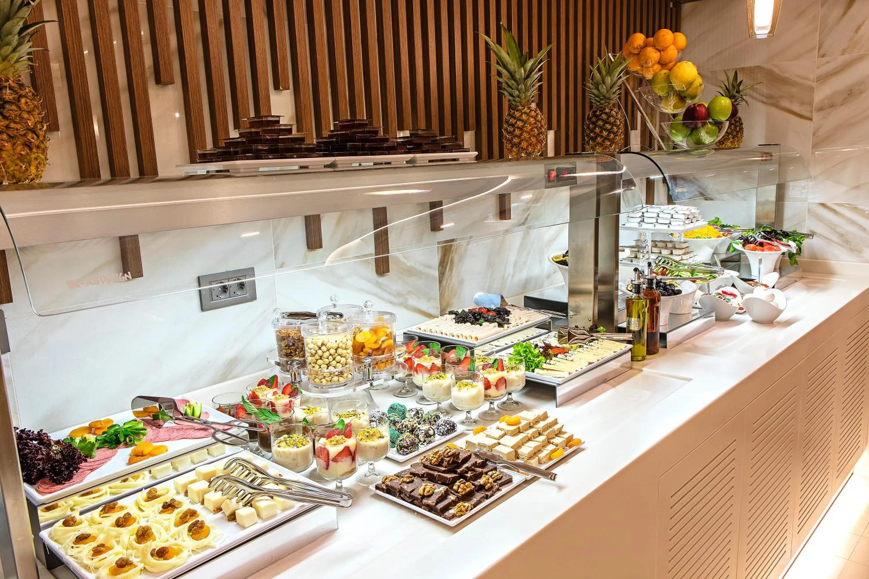 Breakfast in Mukarnas Taksim Hotel