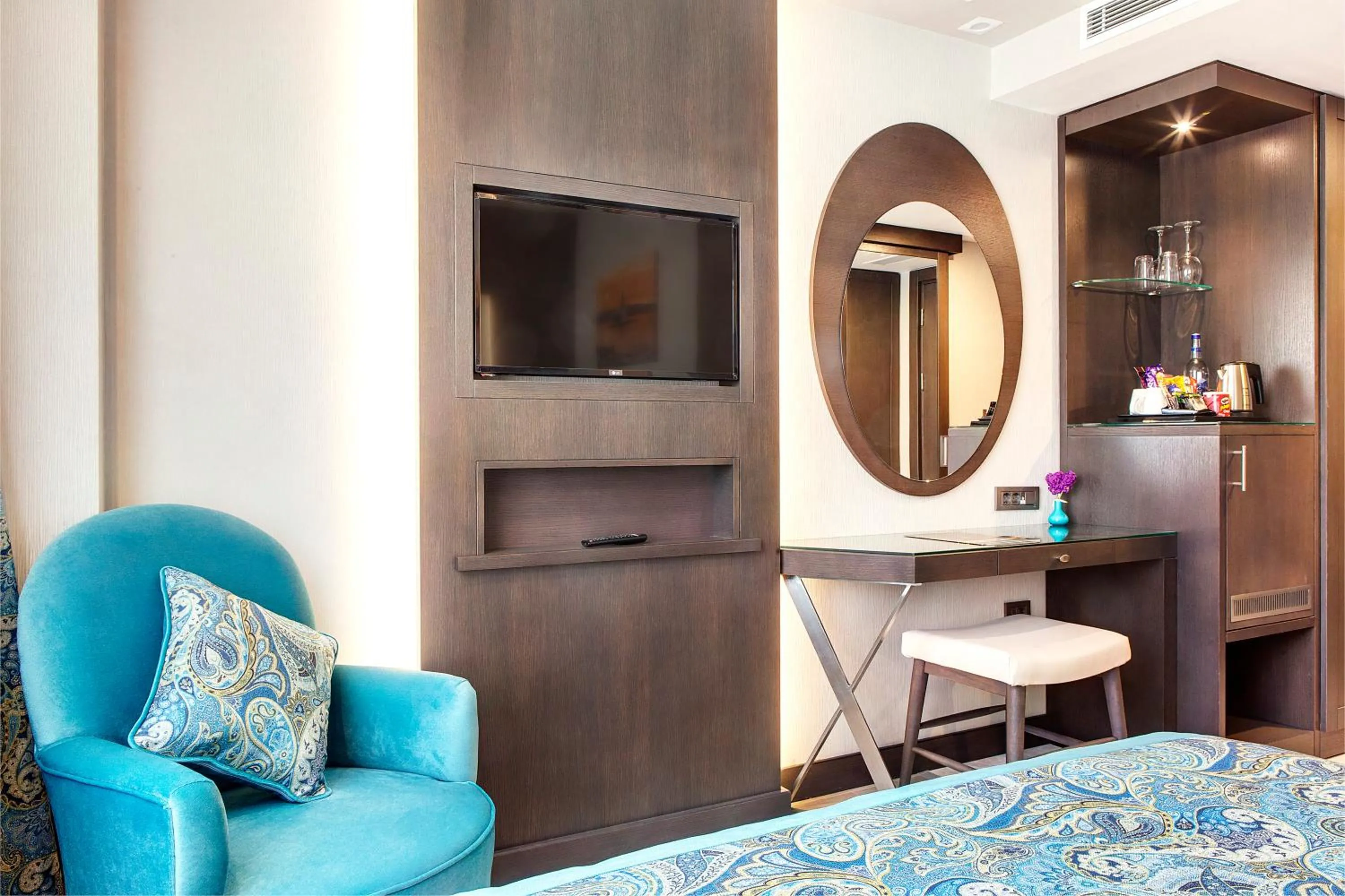 Bed in Mukarnas Taksim Hotel