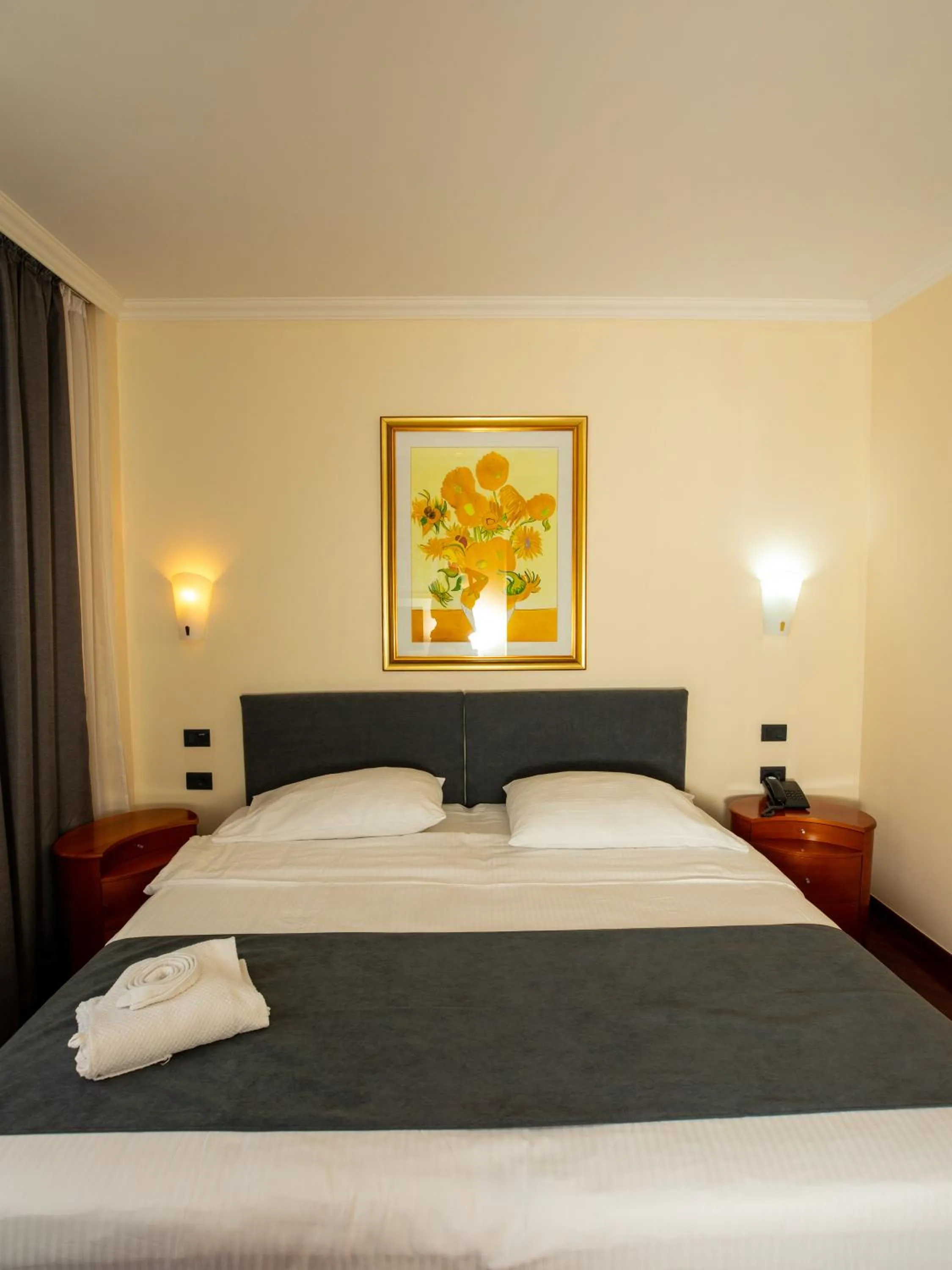 Bed in Hotel Pushkin