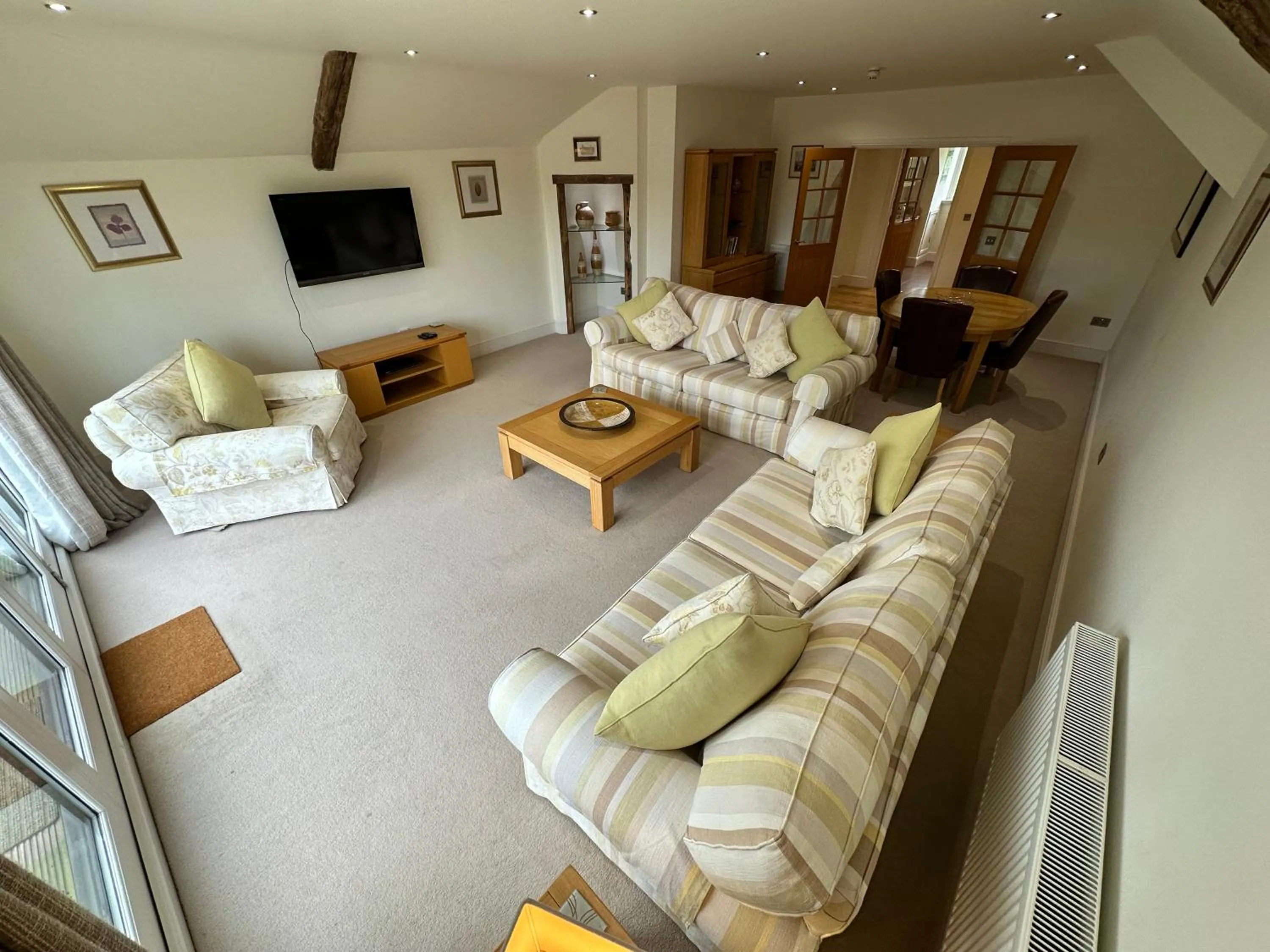 TV and multimedia in Meadows Barn