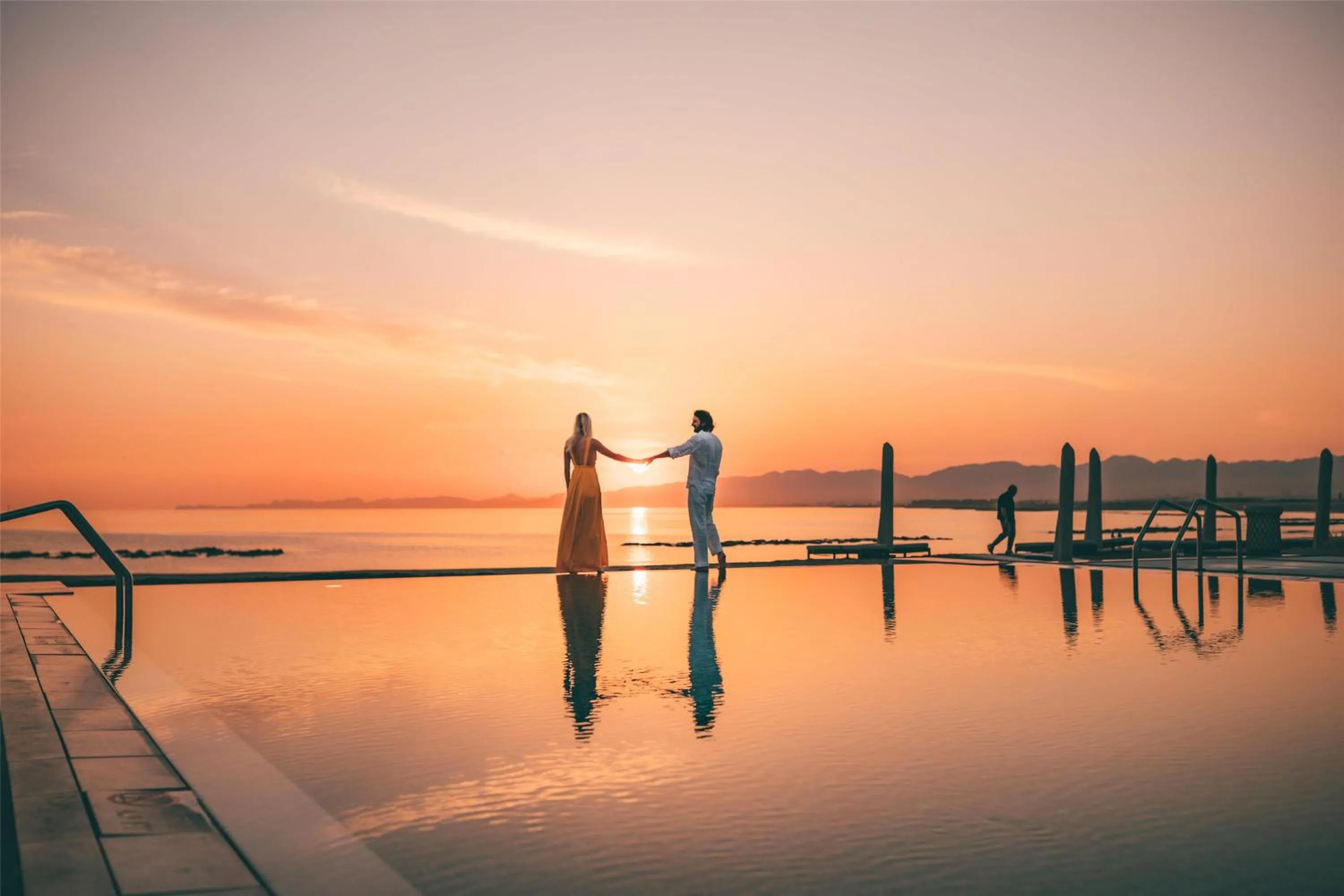 Pool view in Kempinski Hotel Muscat