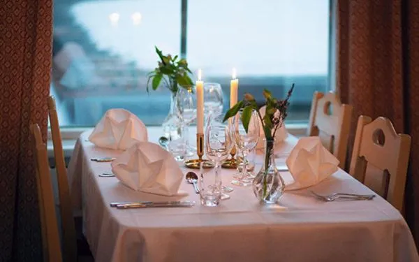 Restaurant/places to eat in Hotell Moskogen