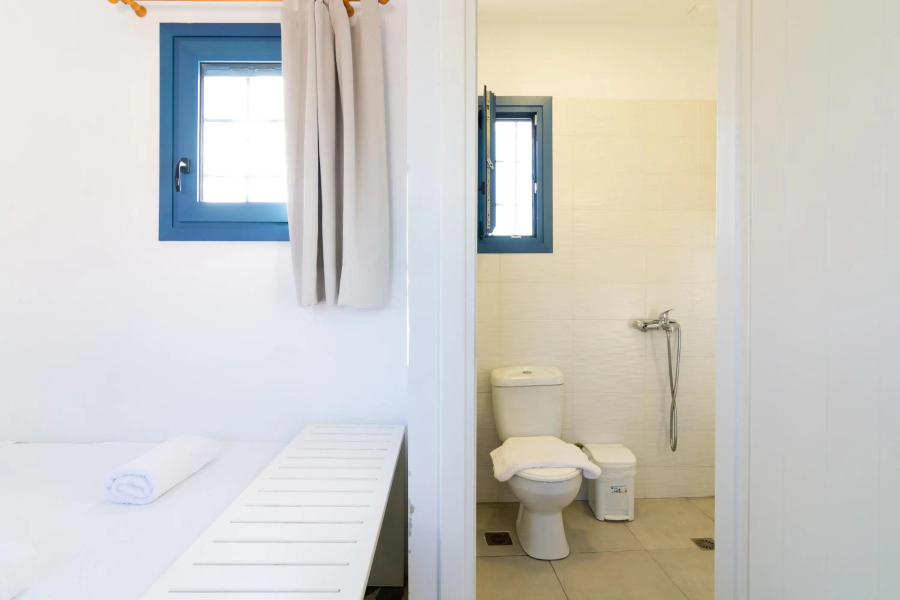 Bathroom in Okirroi Villas Chersonissos