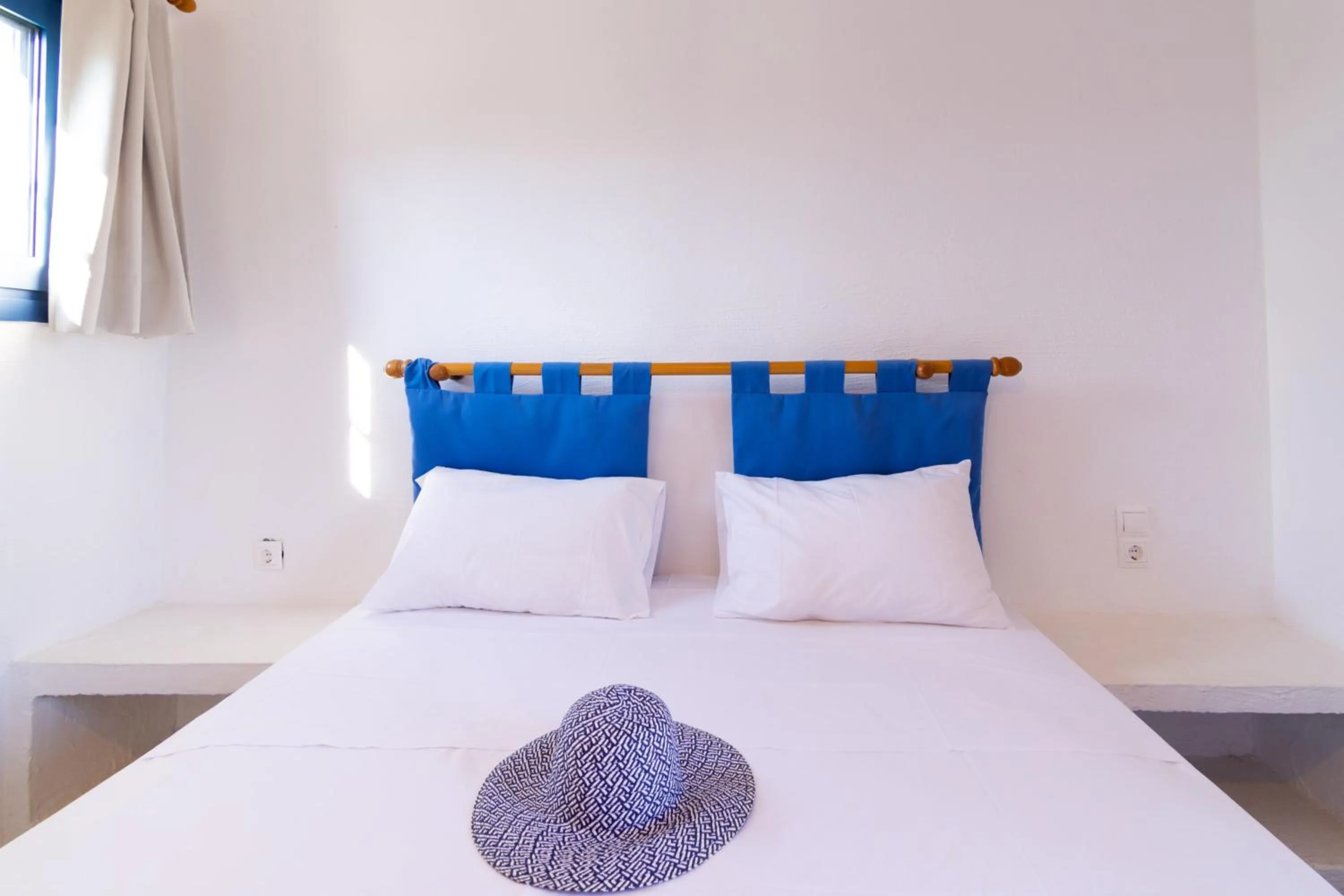 Bed in Okirroi Villas Chersonissos