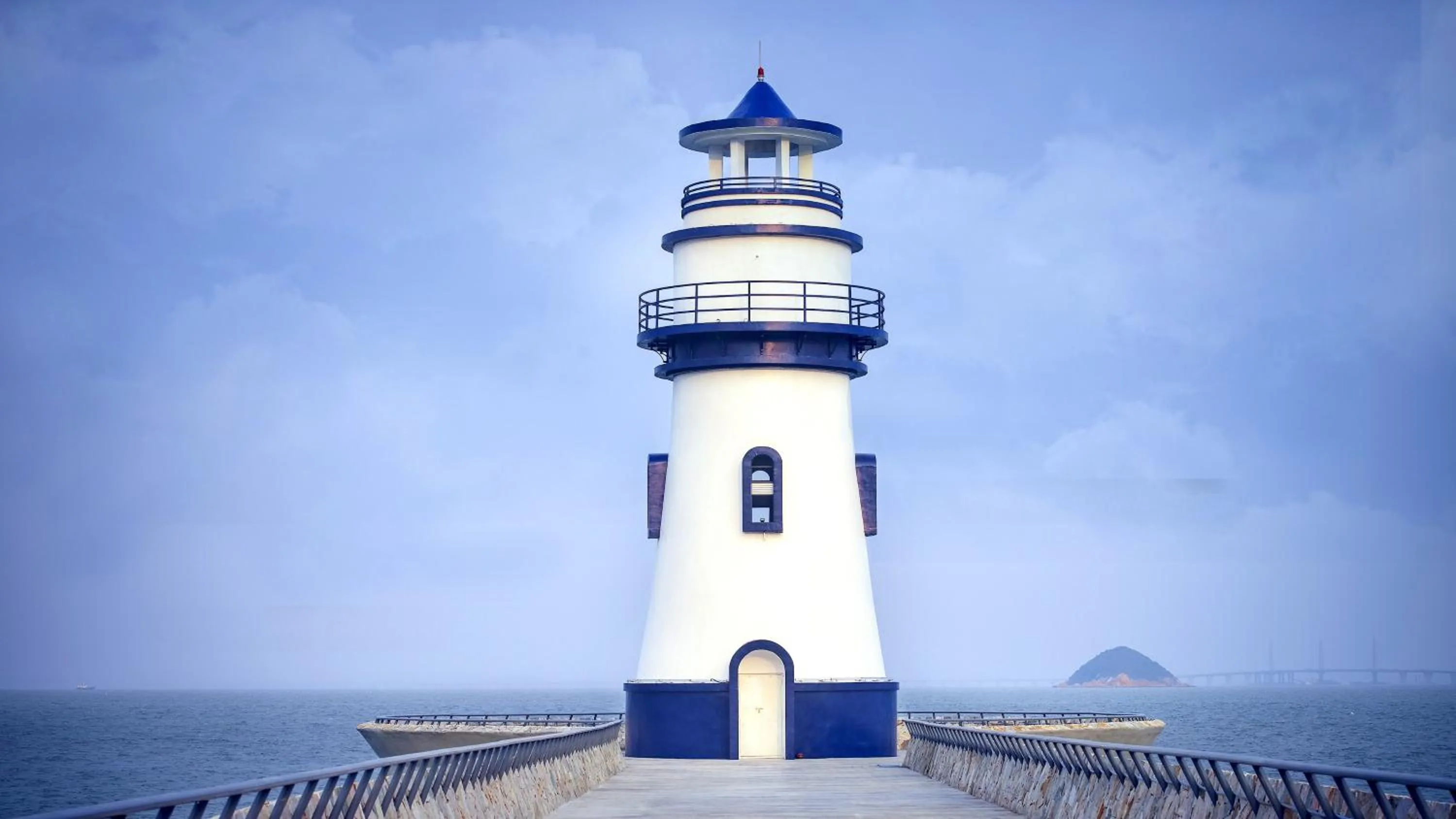 Nearby landmark in Crowne Plaza Zhuhai City Center by IHG