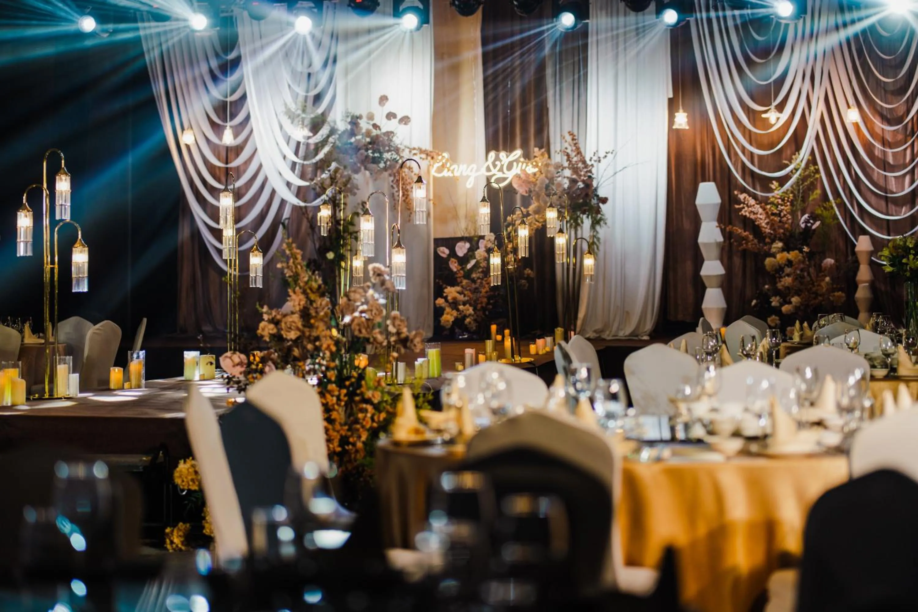 Meeting/conference room in Crowne Plaza Zhuhai City Center by IHG