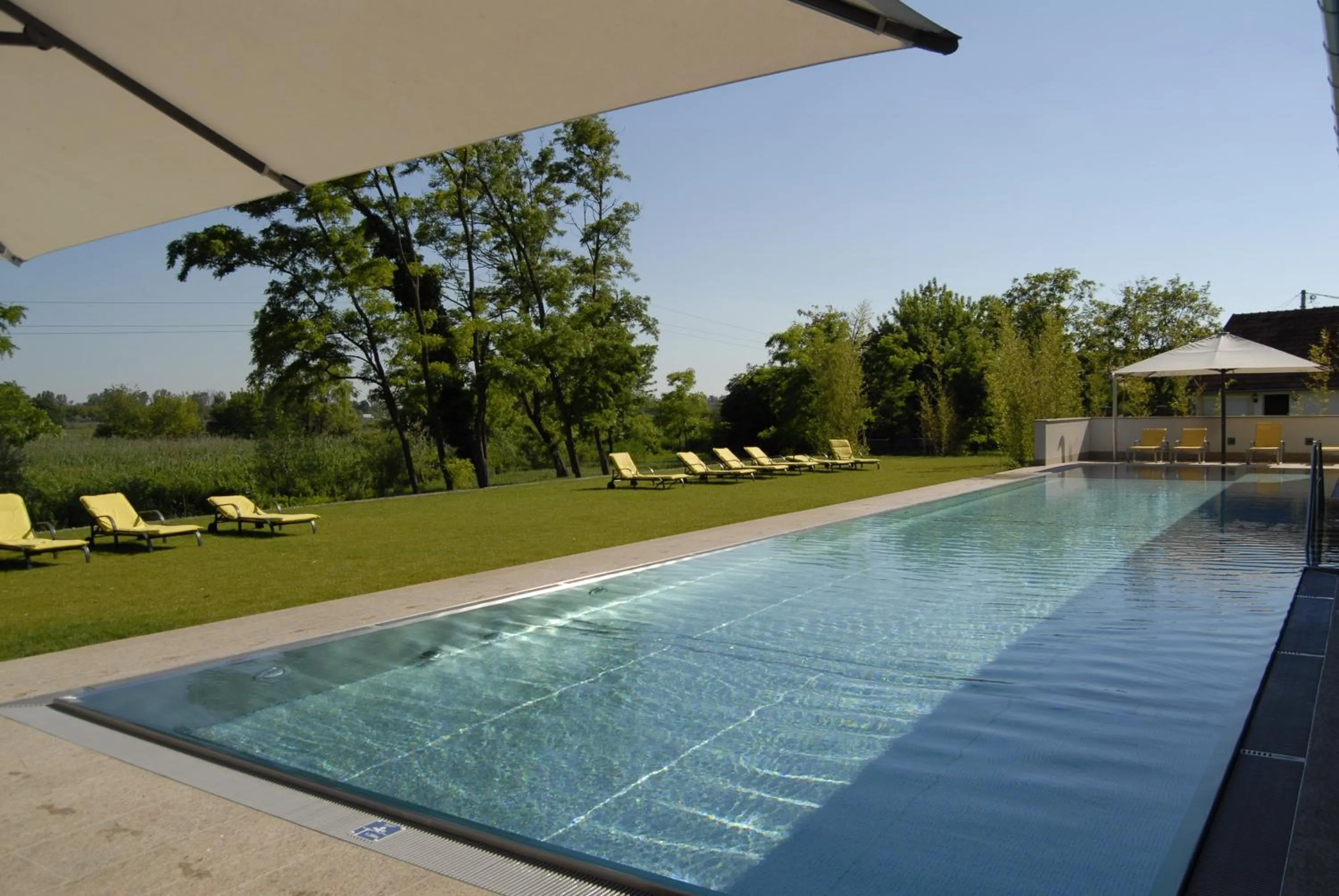 Swimming pool in Hubertus Hof Landhotel
