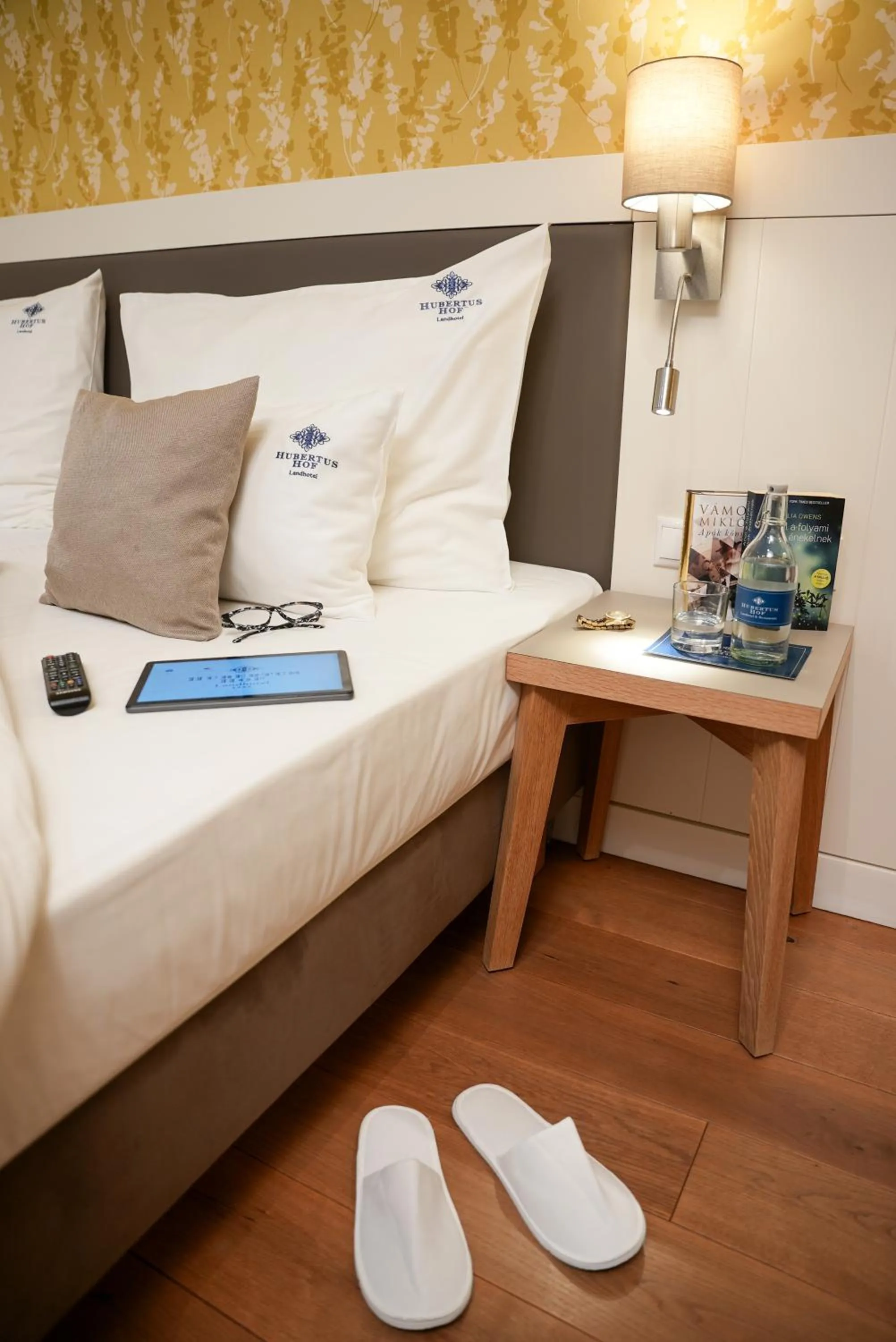 Bed in Hubertus Hof Landhotel