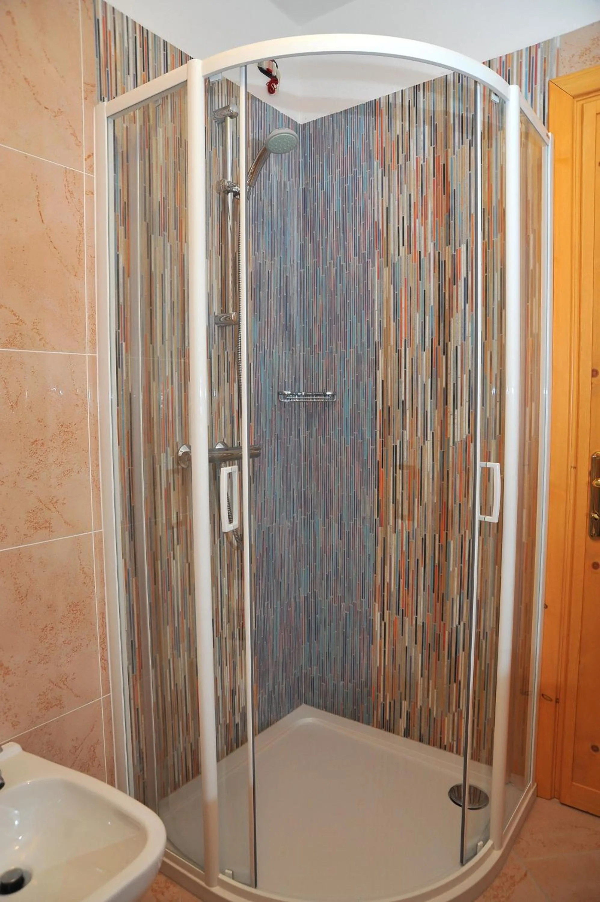 Shower in Albergo Stelvio