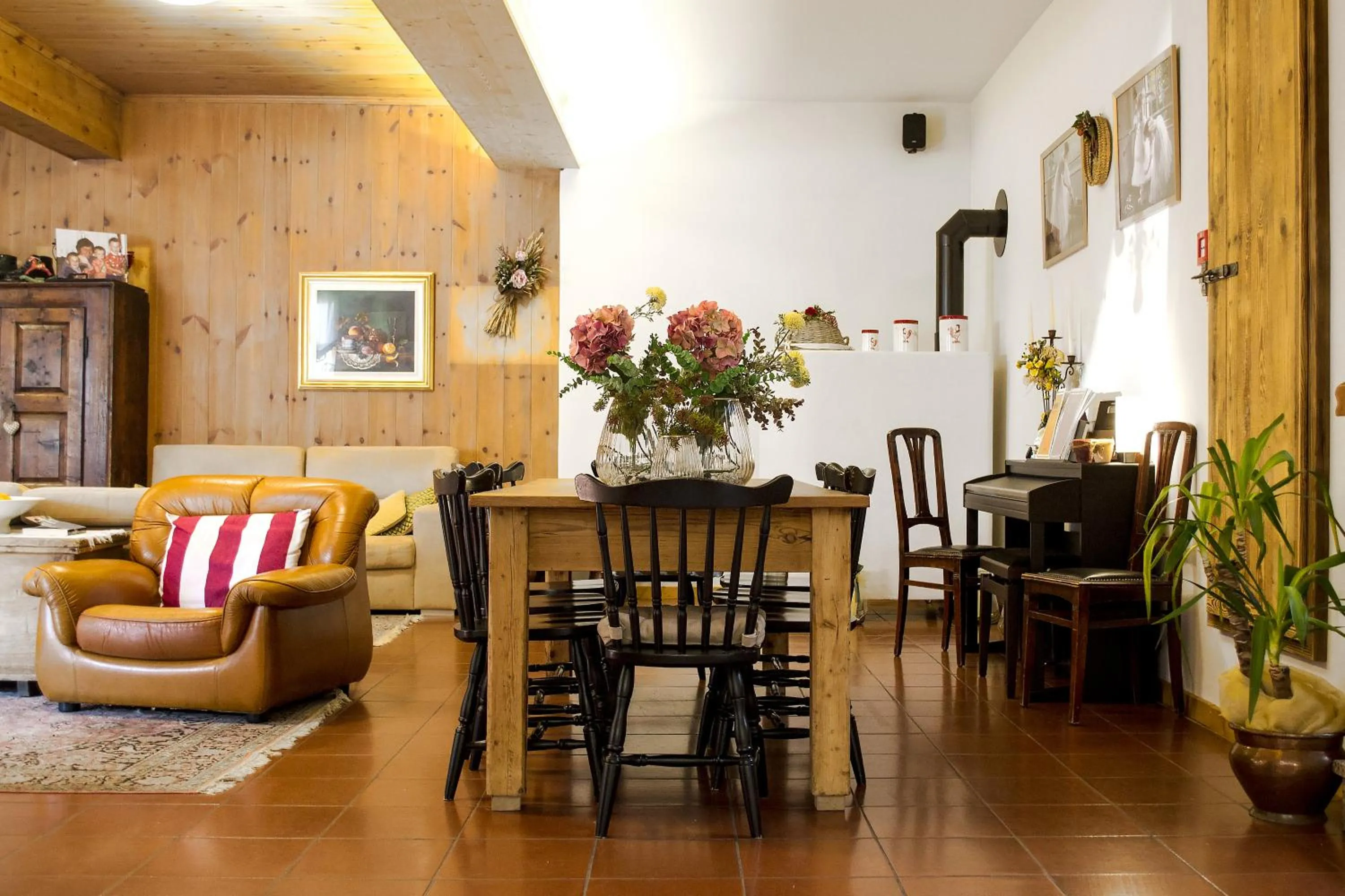 Lounge or bar in Albergo Stelvio