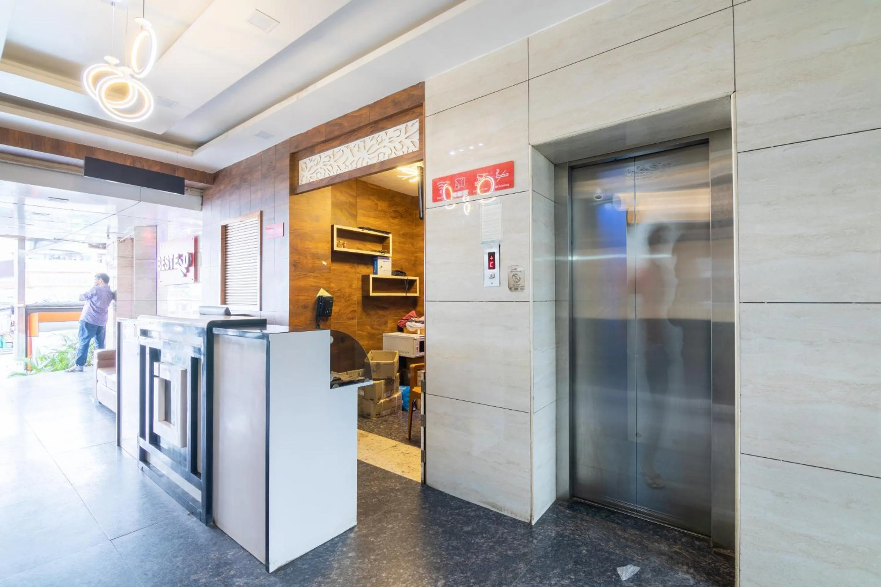 Lobby or reception in Hotel Bestend