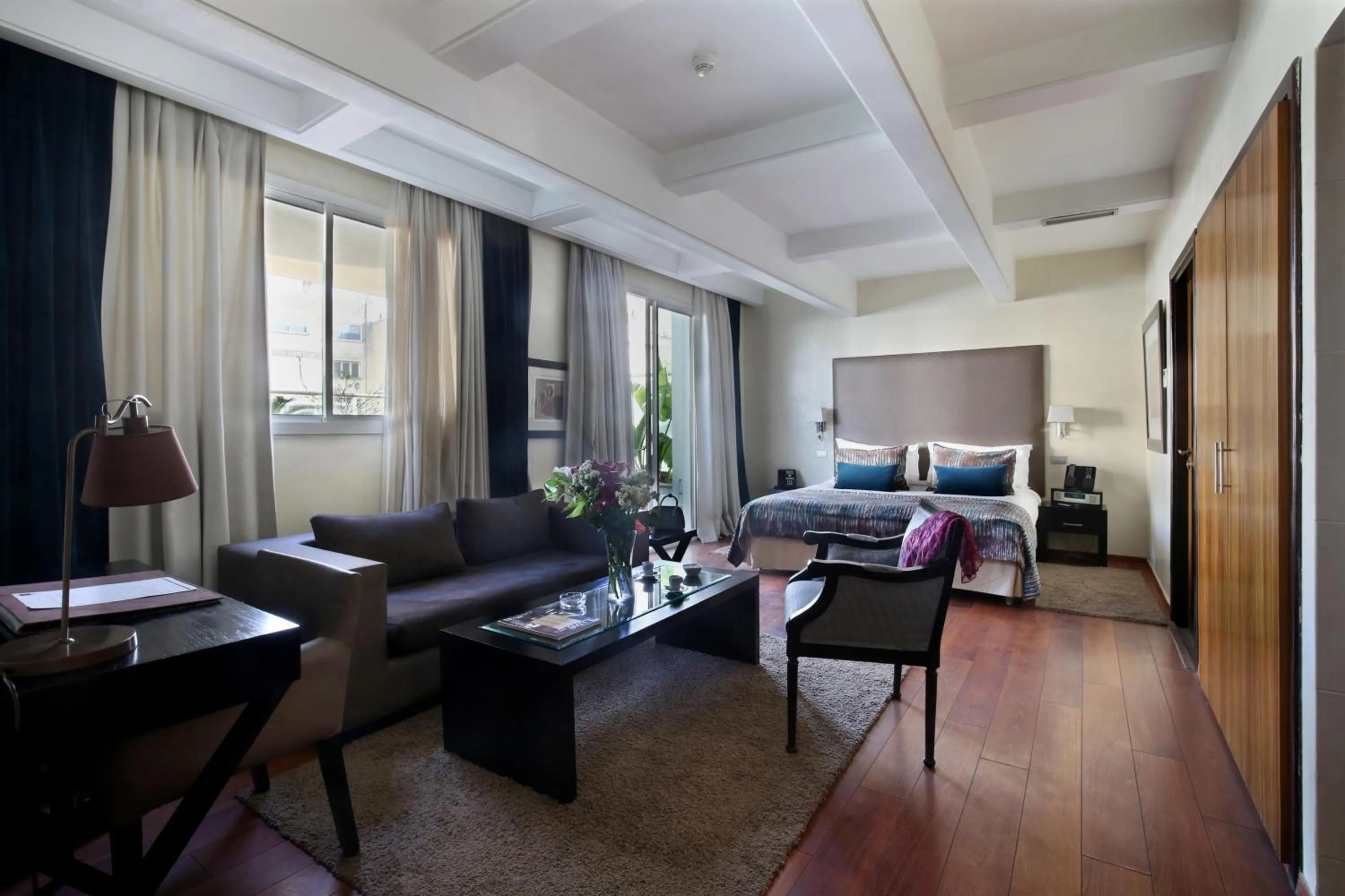 Bed in Park Suites Hotel Luxury Boutique Hotel