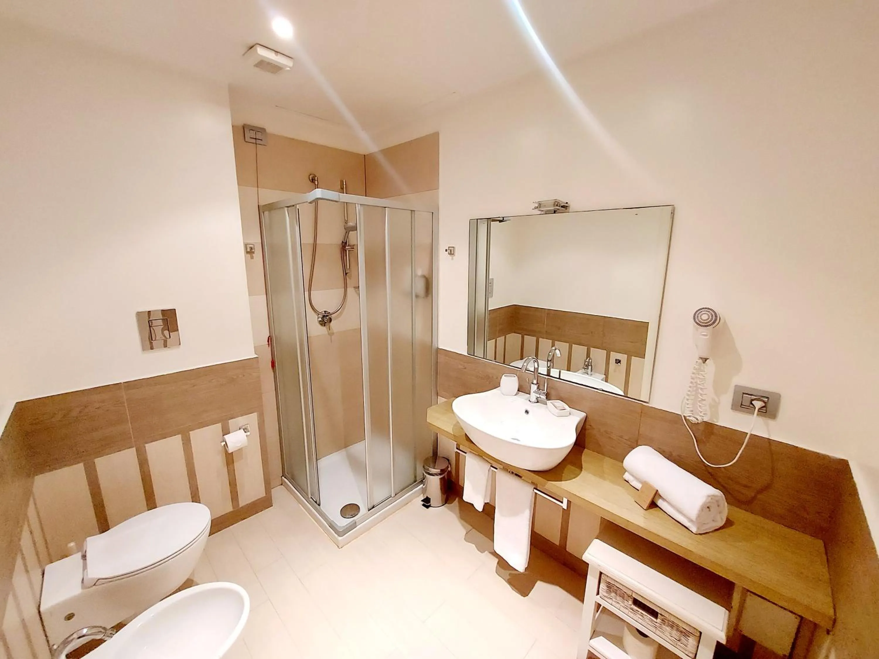 Bathroom in Hotel La Villa Del Mare