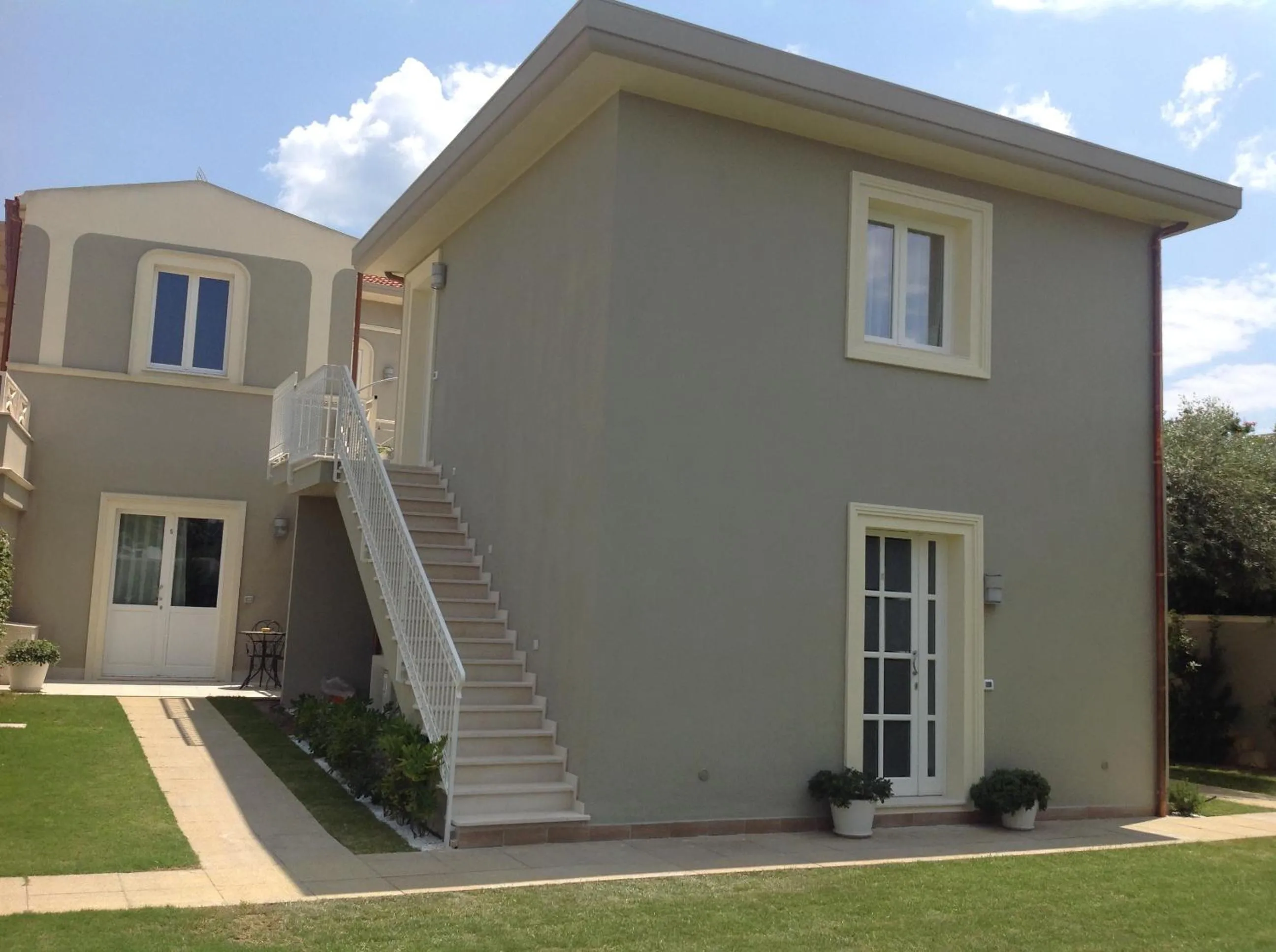 Facade/entrance in Hotel La Villa Del Mare