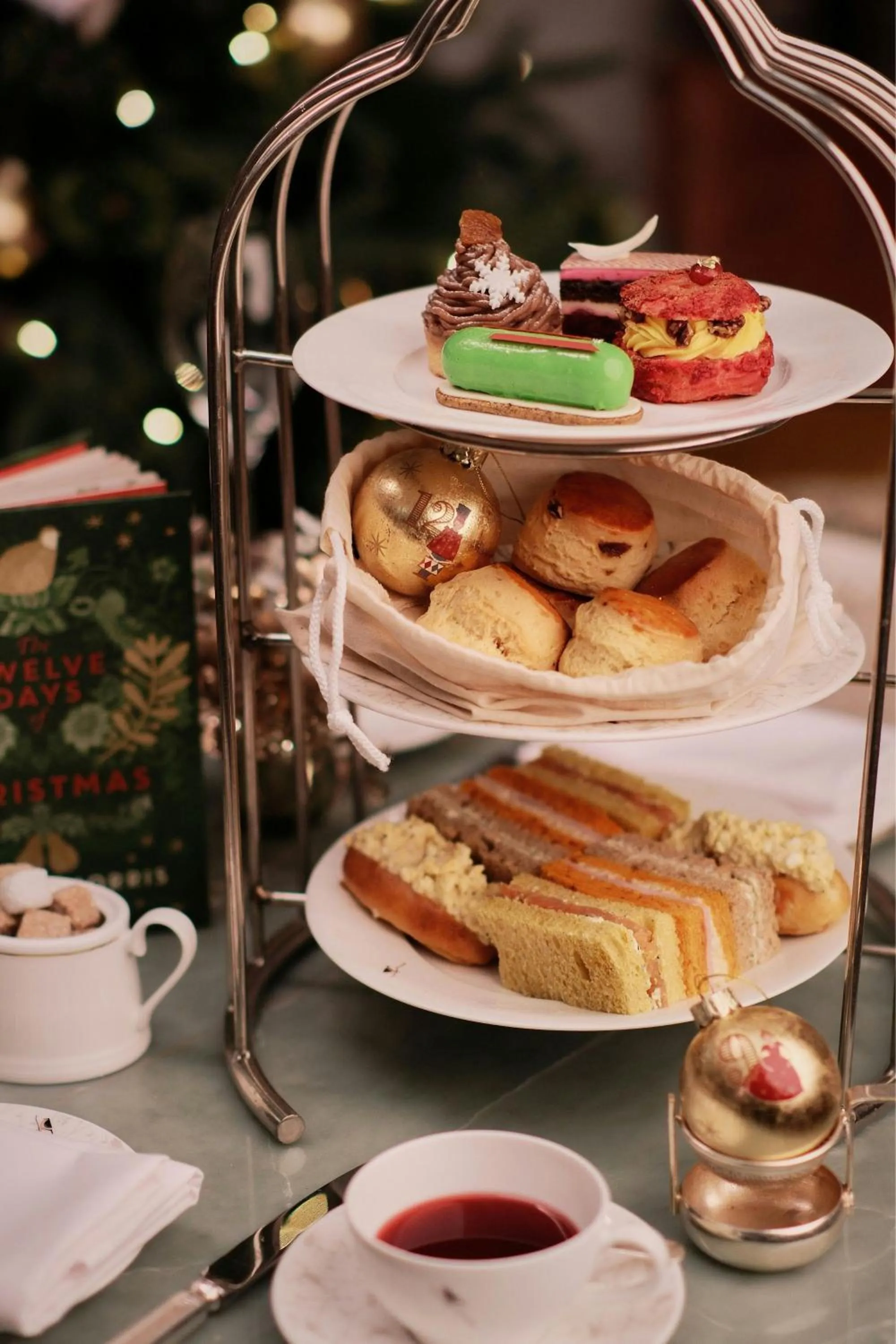 Restaurant/places to eat in Sheraton Grand London Park Lane