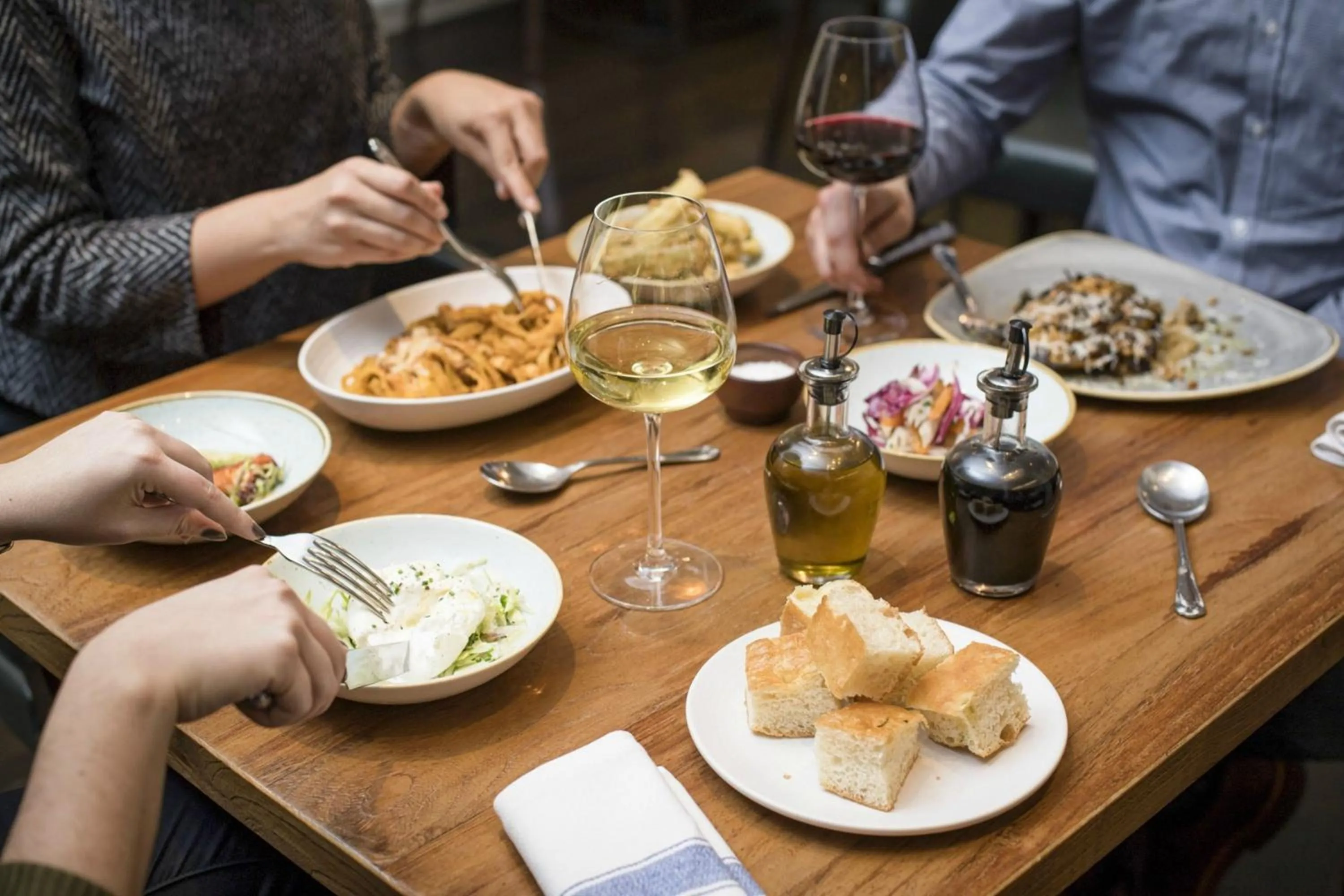 Restaurant/places to eat in Sheraton Grand London Park Lane