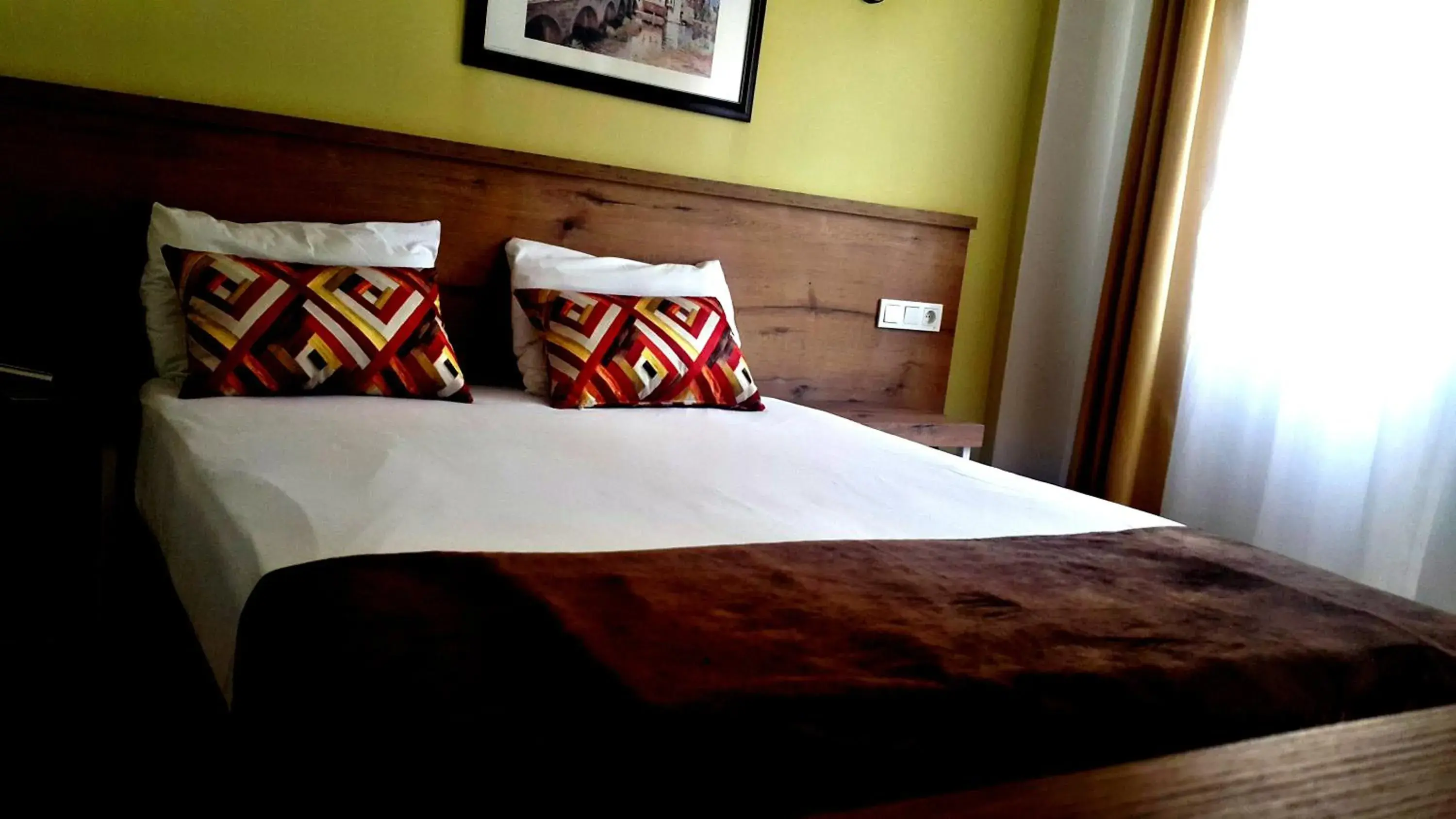 Classic Double Room with Balcony in Taner Otel Classic Double Room with Balcony in Taner Otel