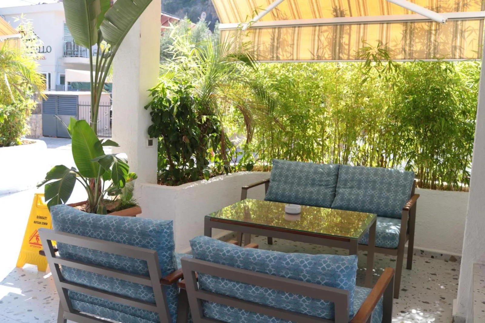 Garden in Taner Otel