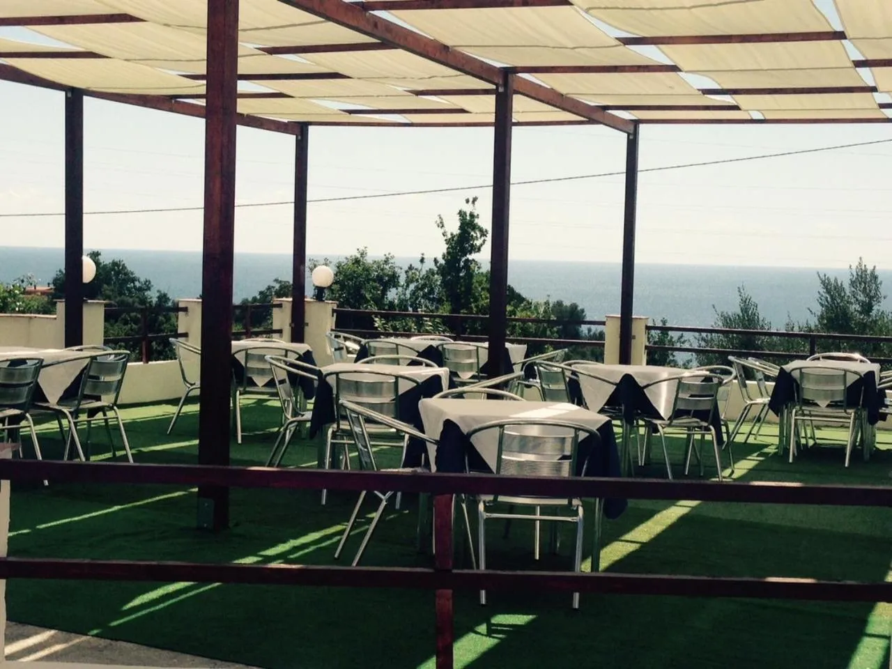 Patio in Hotel Diamond Residence