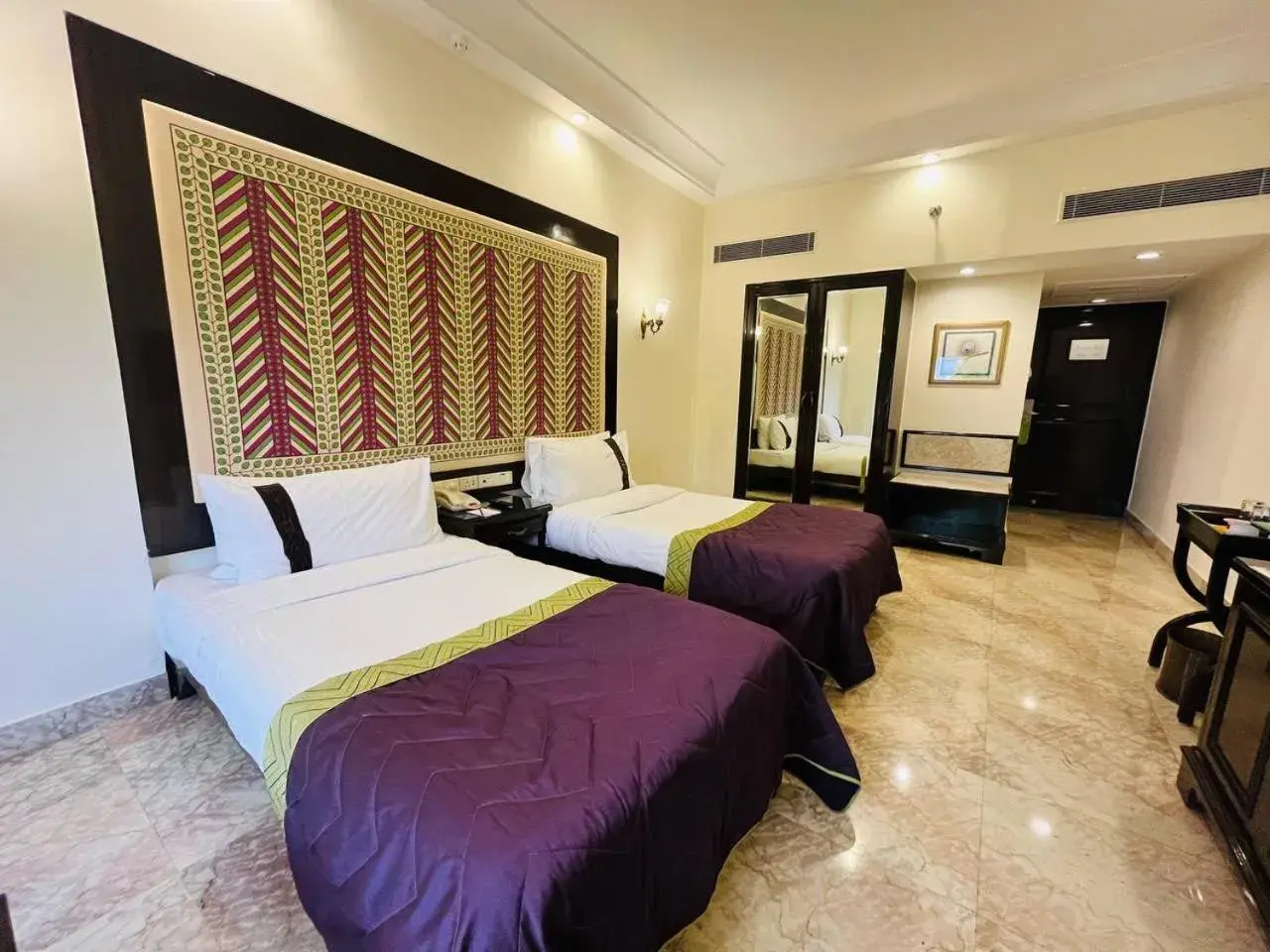 Deluxe Twin Room with Valley View - single occupancy - Enjoy 10% Discount F&B,SPA & Laundry in The Lalit Laxmi Vilas Palace Deluxe Twin Room with Valley View - single occupancy - Enjoy 10% Discount F&B,SPA & Laundry in The Lalit Laxmi Vilas Palace