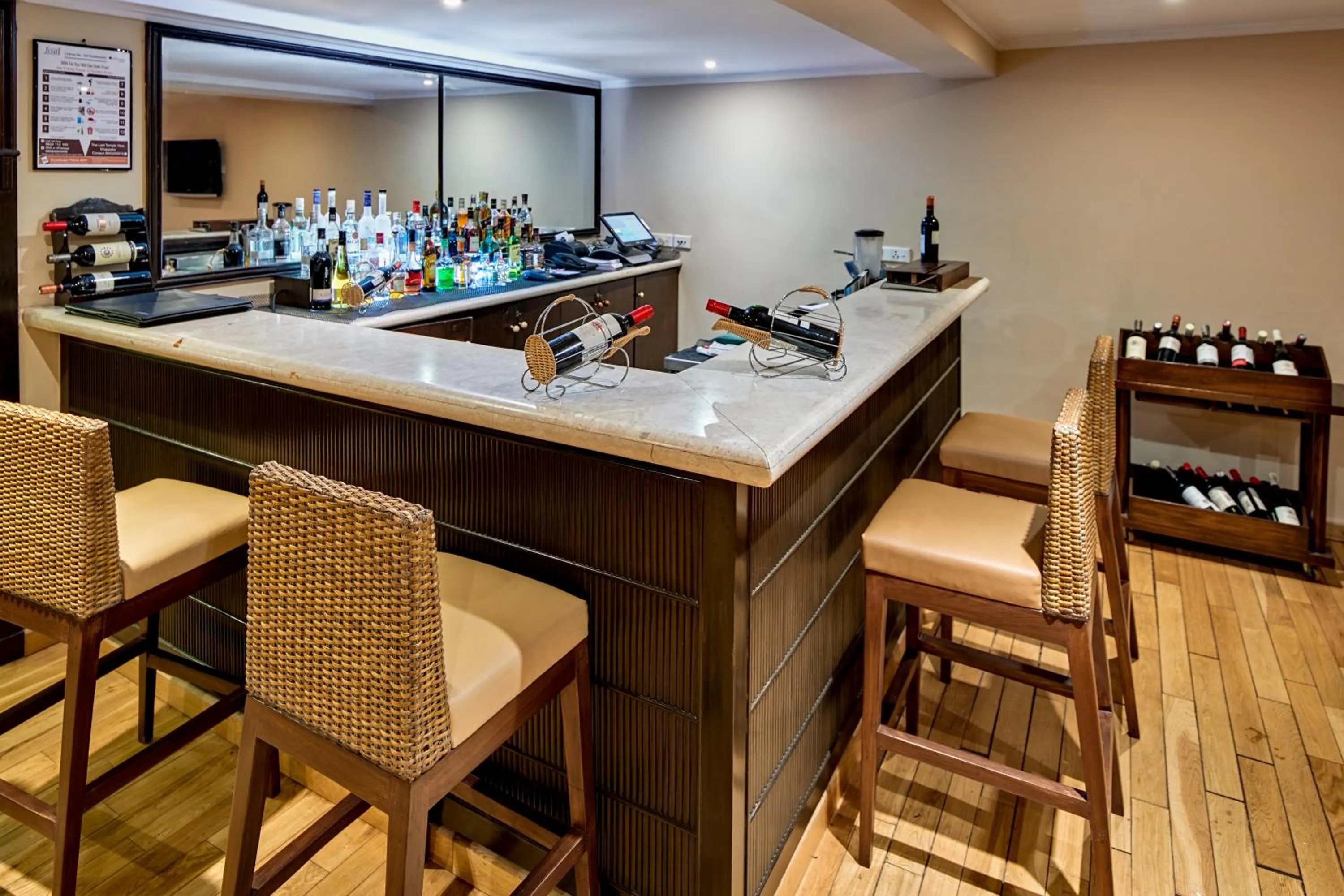 Lounge or bar in The Lalit Temple View
