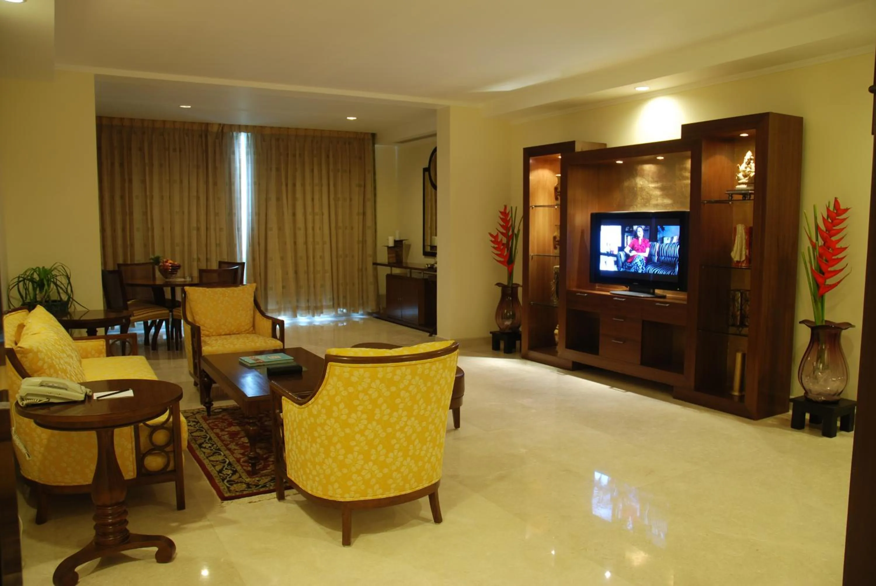 The Lalit Temple View