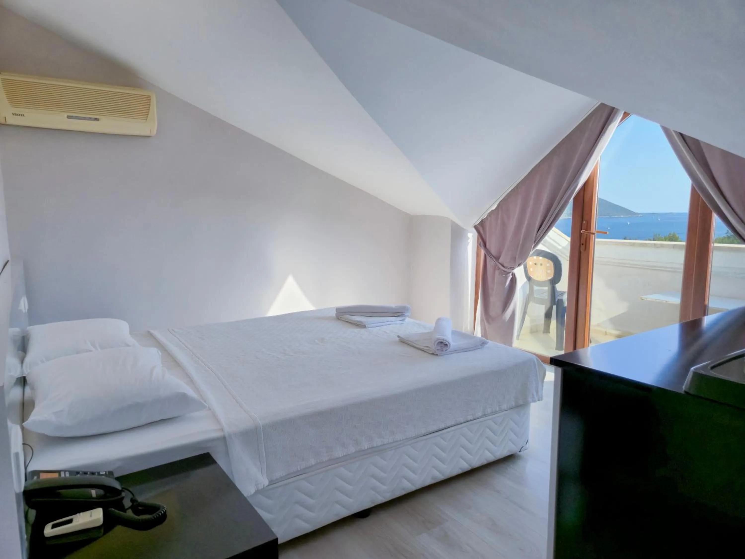 Bed in Habesos Hotel