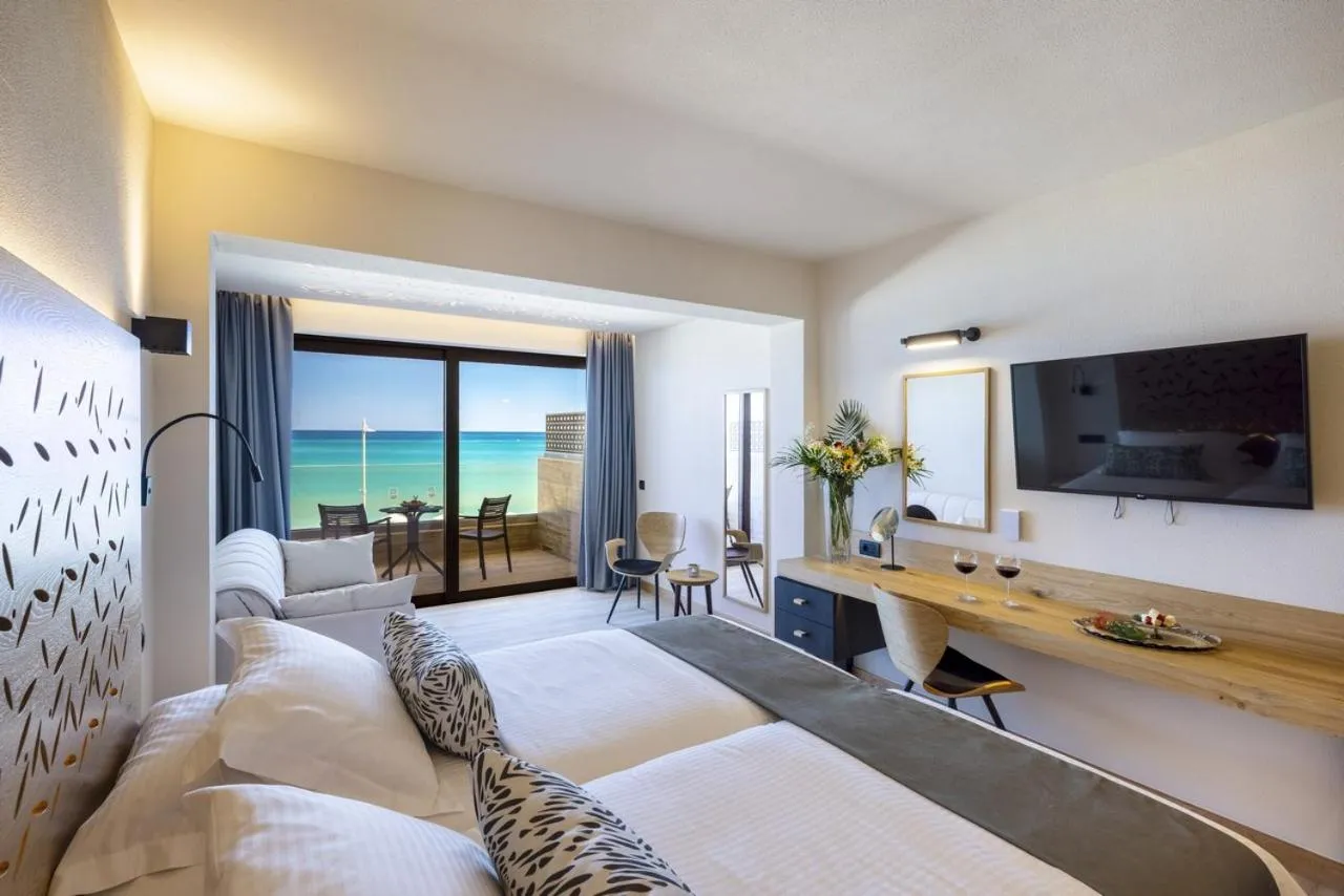 Bed in Atlantis Beach Hotel