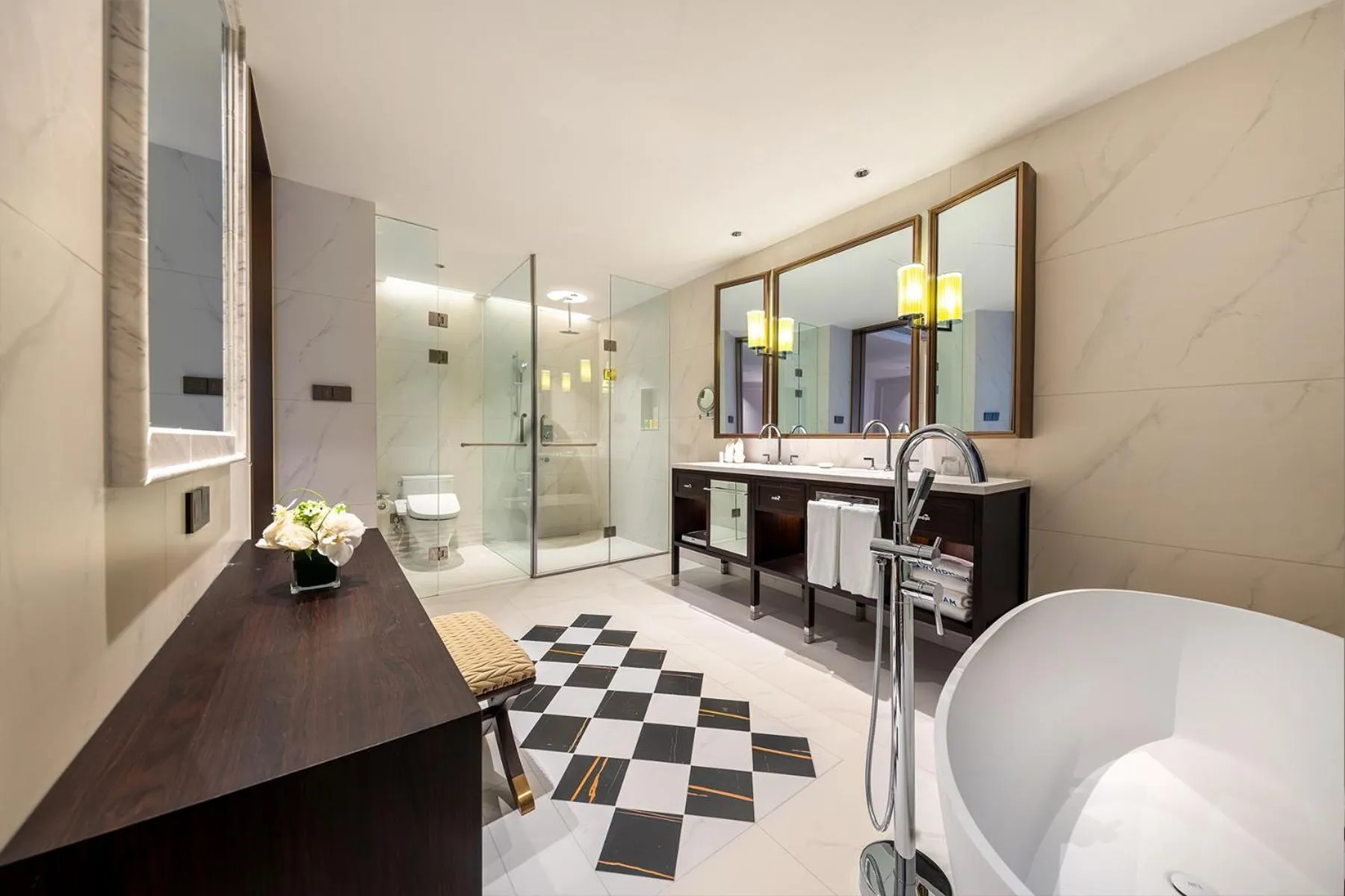 Toilet in Wyndham Shanghai Hongqiao