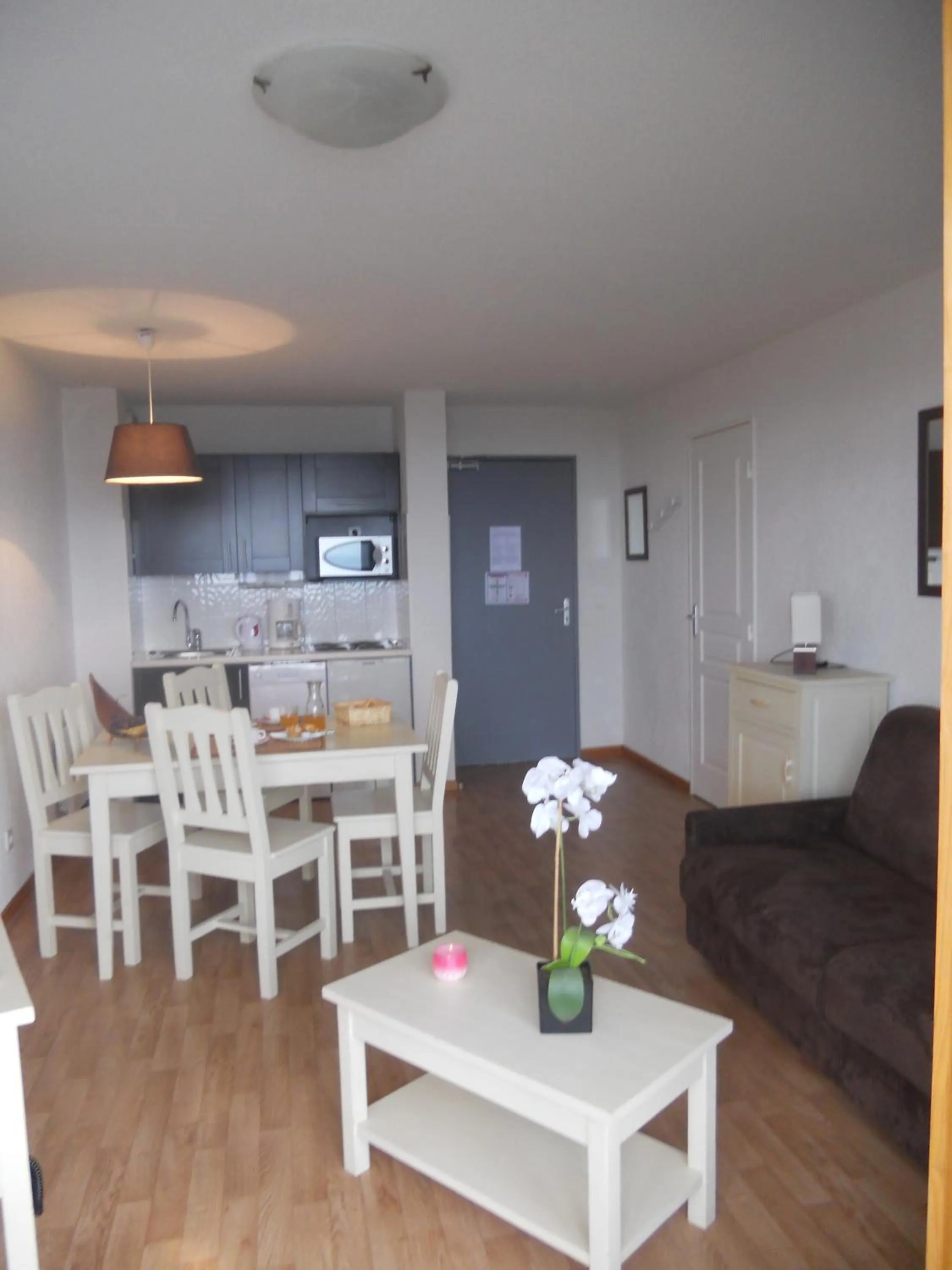 Kitchen or kitchenette in Résidence Goélia Les Chalets de Super-Besse