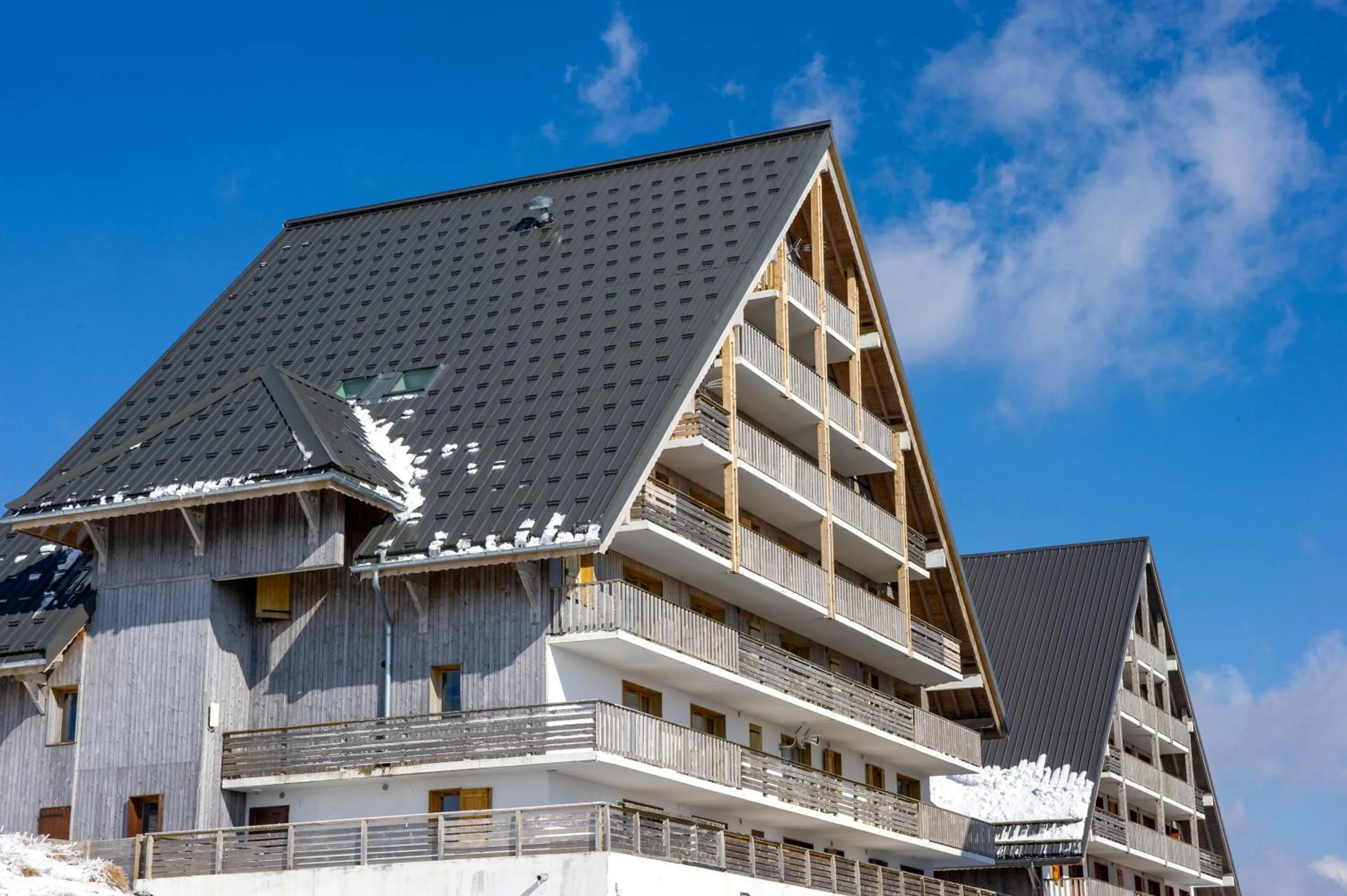 Property building in Résidence Goélia Les Chalets de Super-Besse