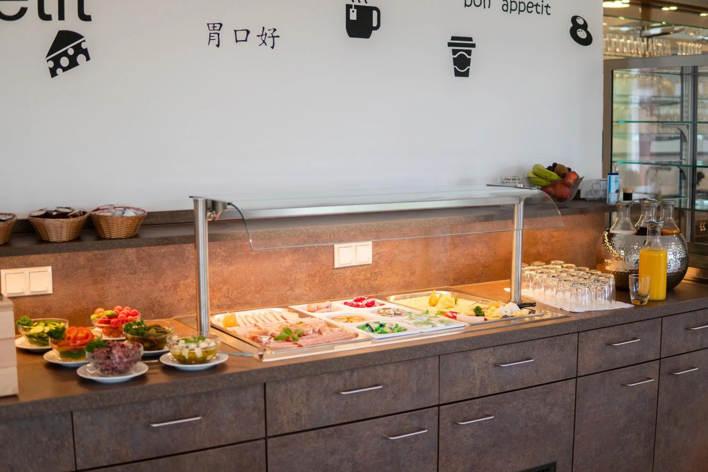 Breakfast in Pension Haas-Hotel am Turm