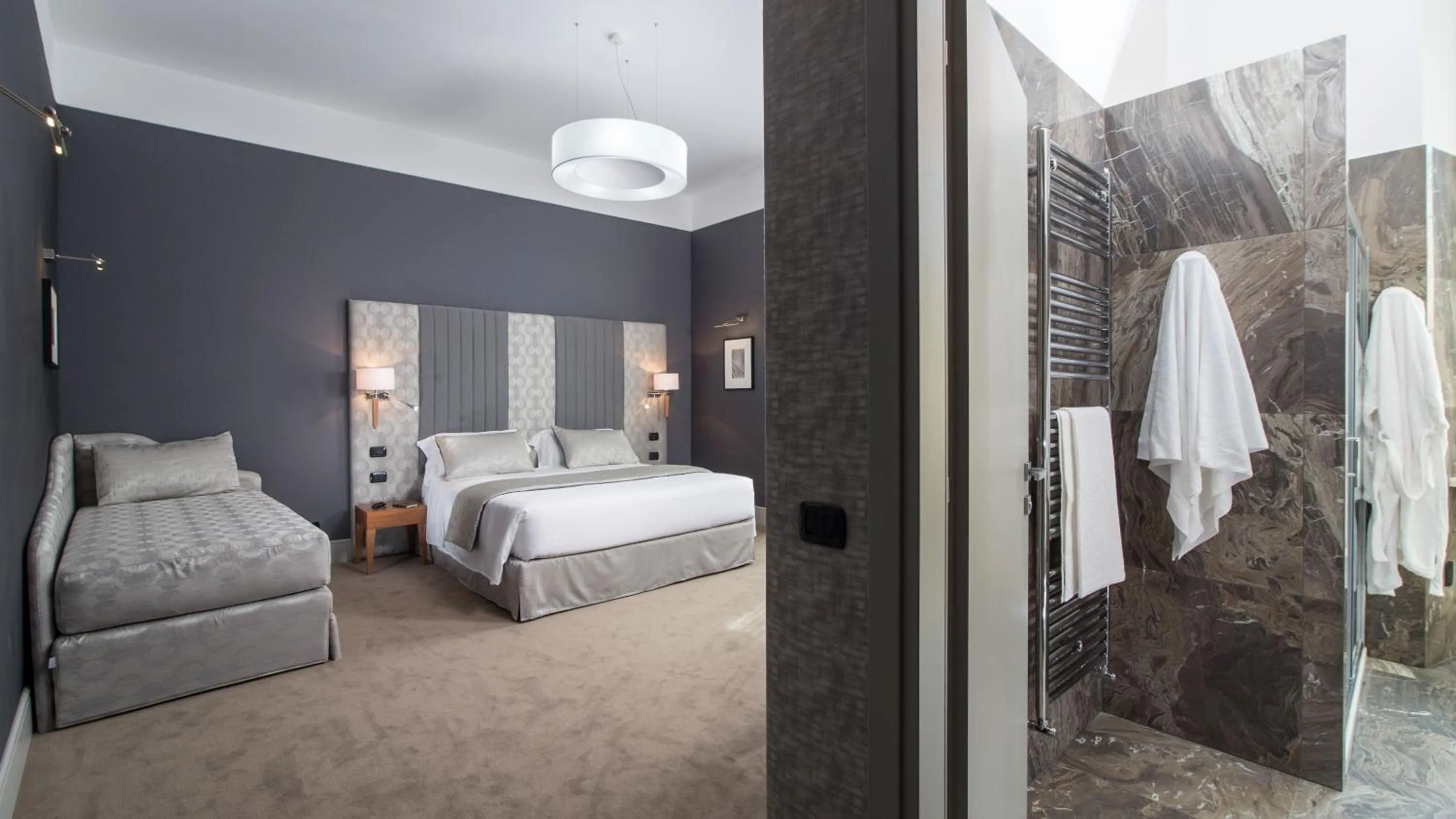 Bed in Monti Palace Hotel