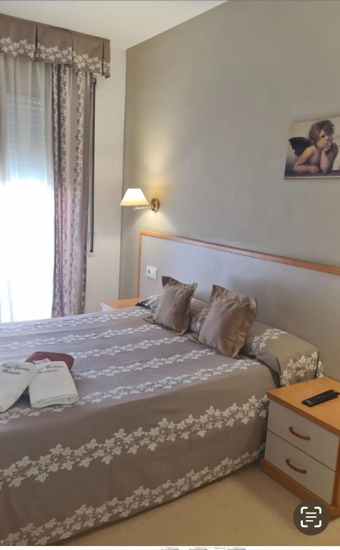 Photo of the whole room, Bed in Hotel Cosmos Tarragona