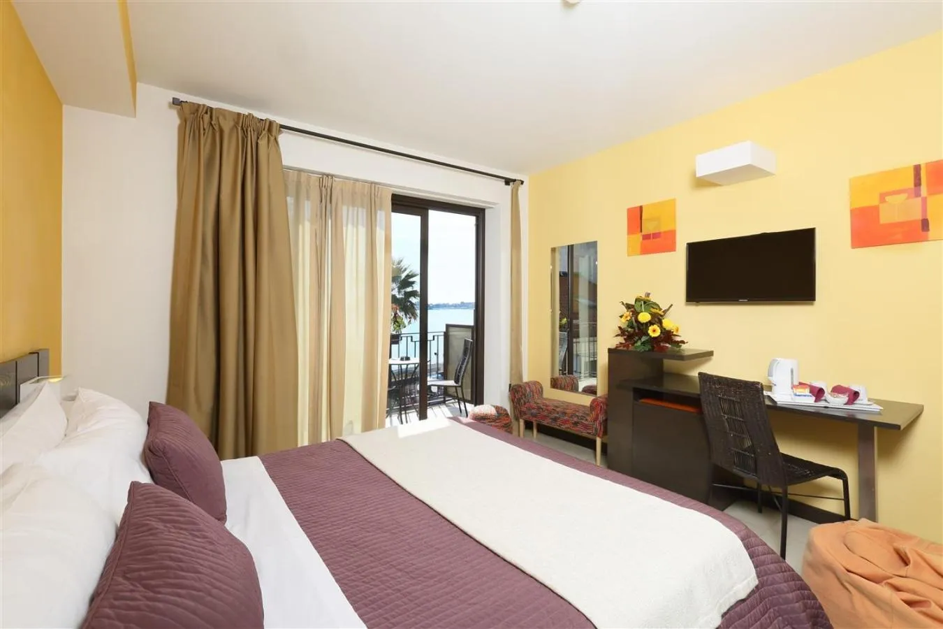 Bed in Hotel San Giovanni