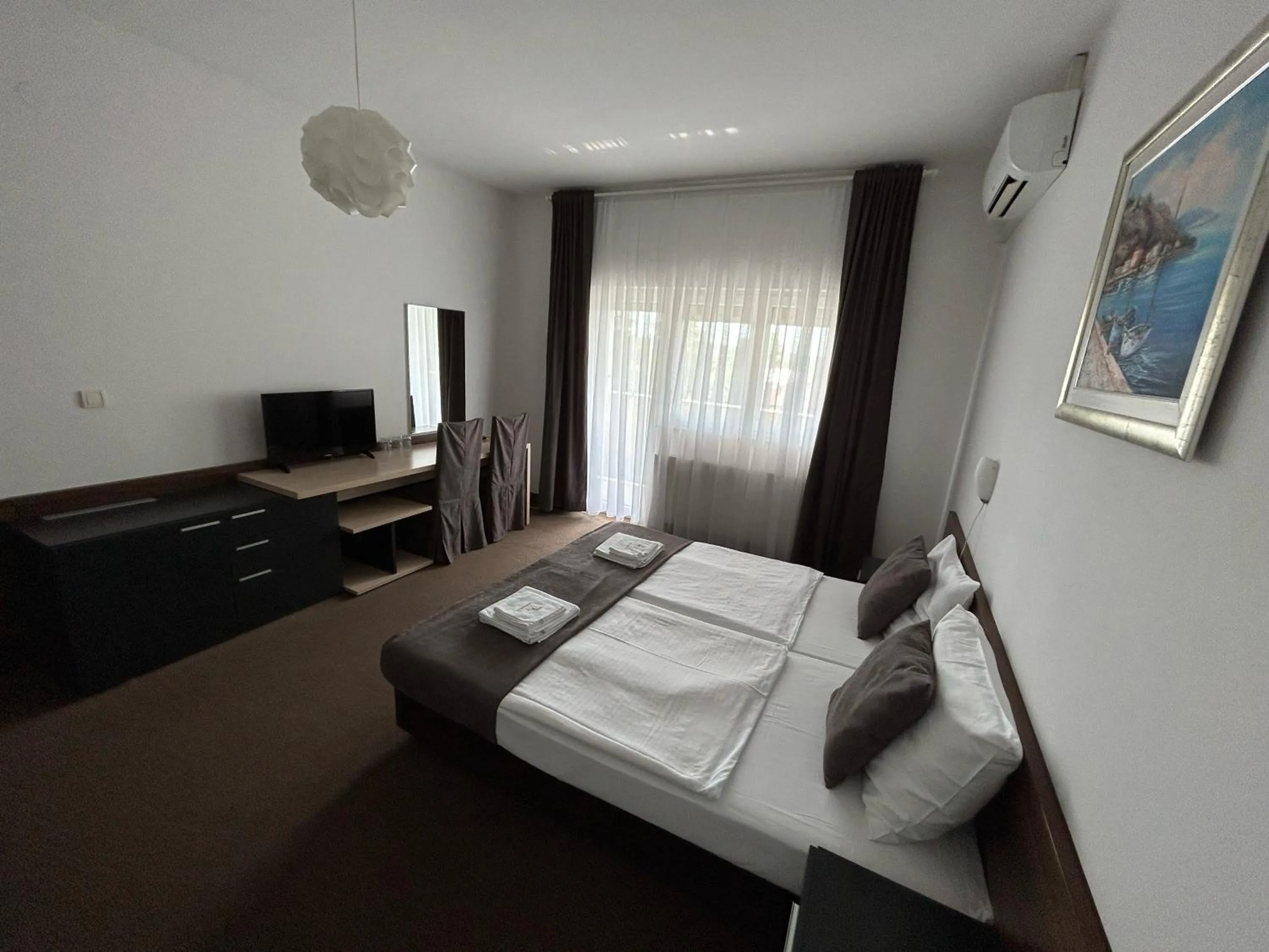 Double or Twin Room - single occupancy in Rooms Laguna